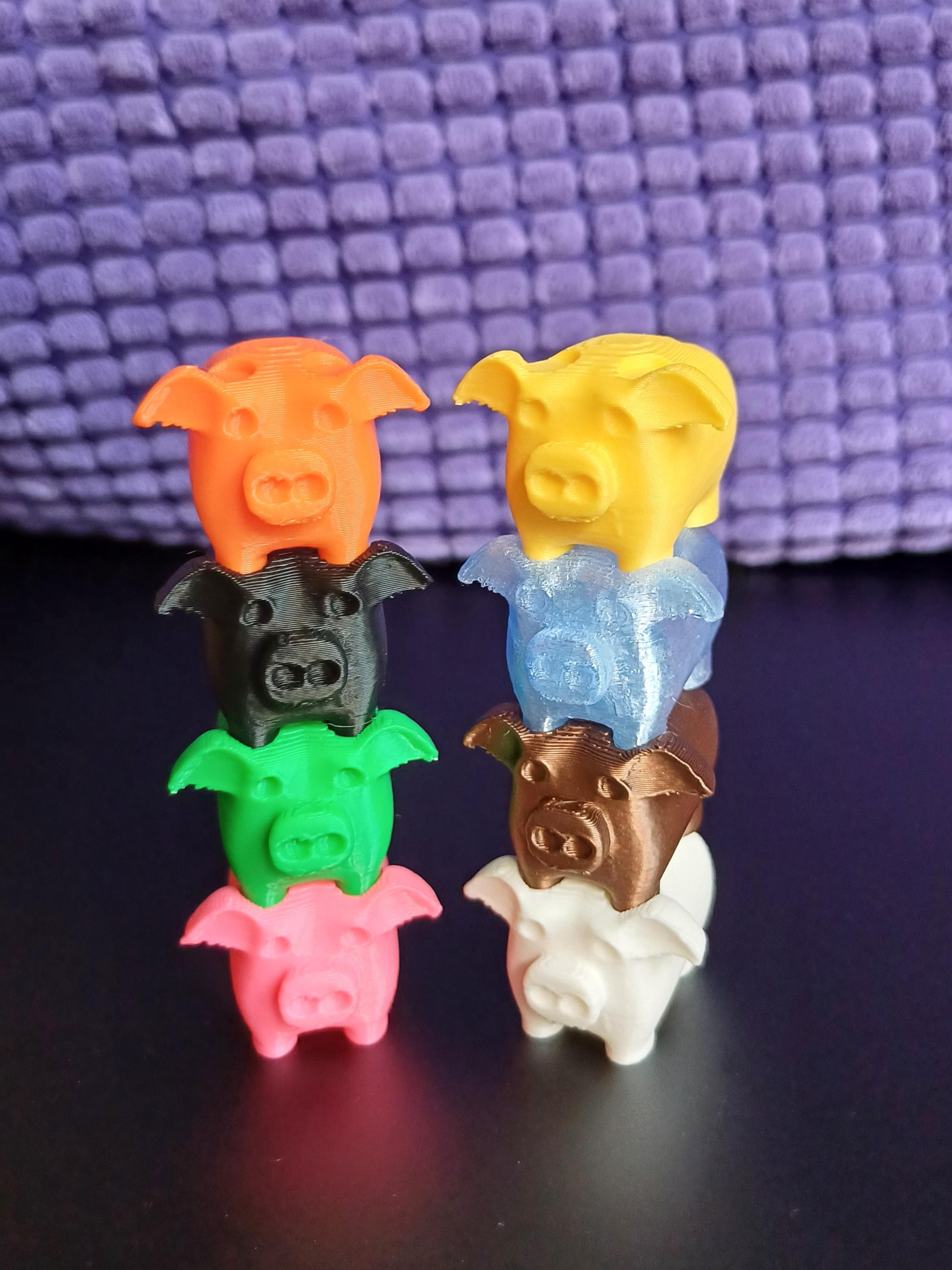 Stacking piggies - Love these cute little piggies, I'm gonna print them with every filament I have, these are 7 PLA and one PetG - 3d model