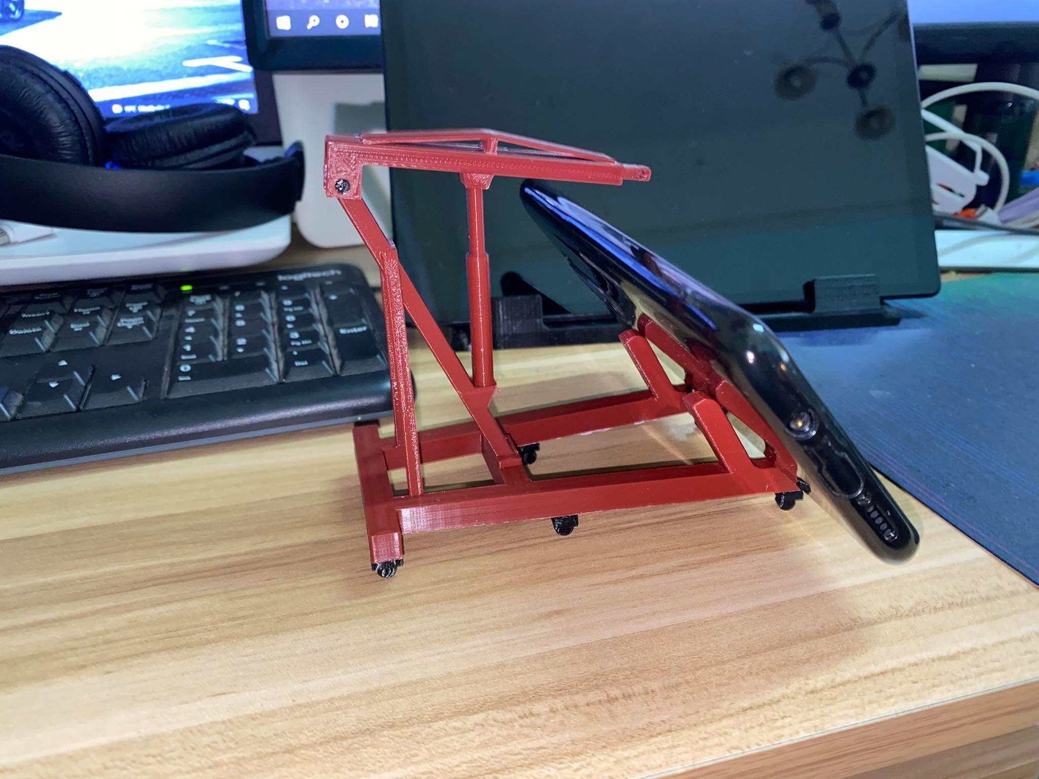 ENGINE HOIST PHONE STAND 3d model