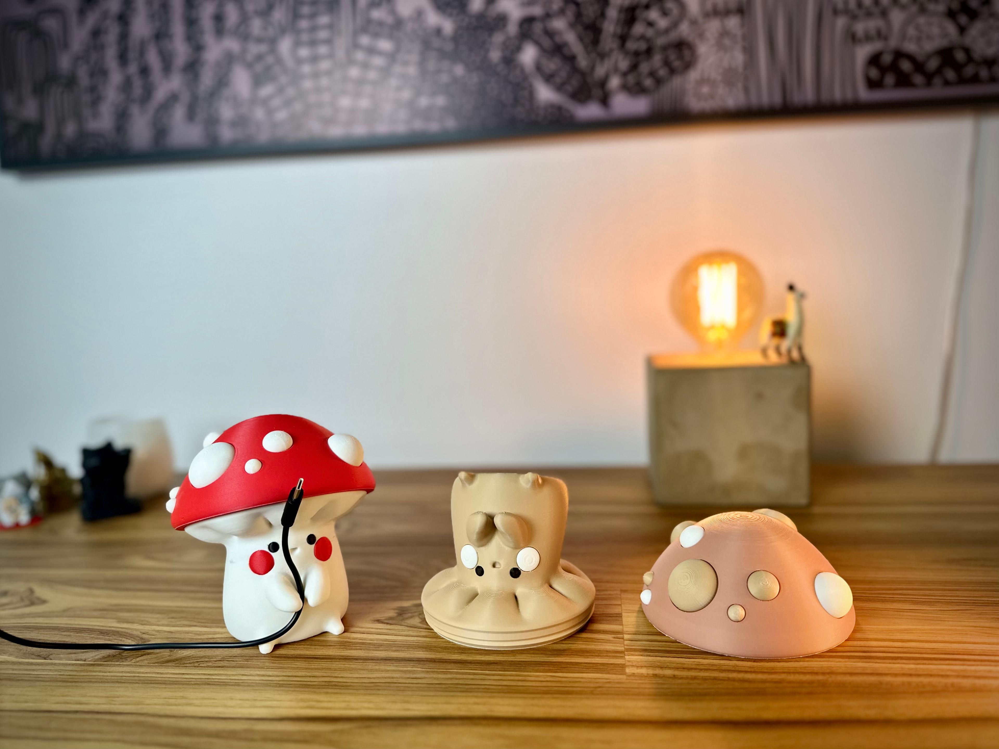 Cable Holder Cute Mushroom - Secret Stash - Print-in-Place 3d model