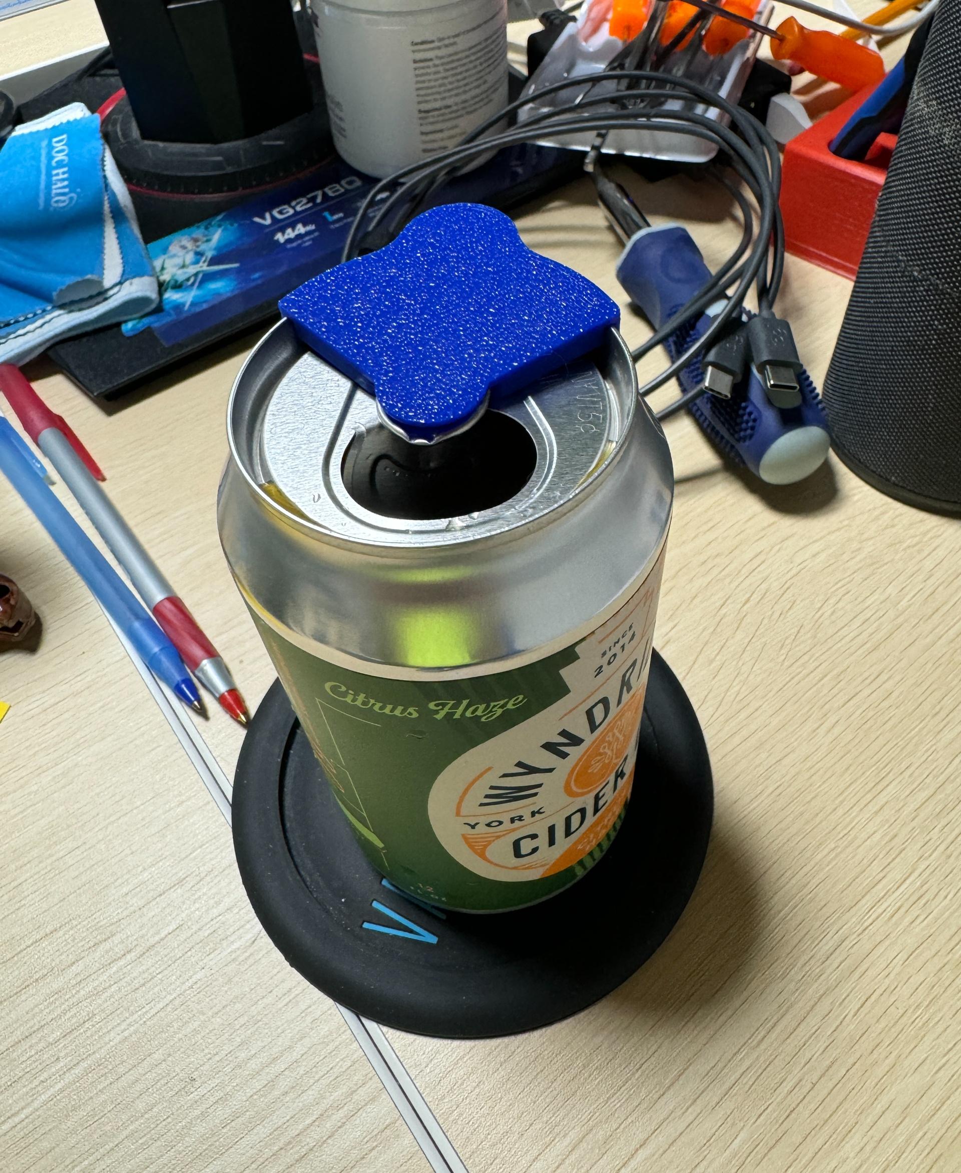 Drinks can cover/opener - Neat and tidy. I'm printing one with silk filament now :-) - 3d model