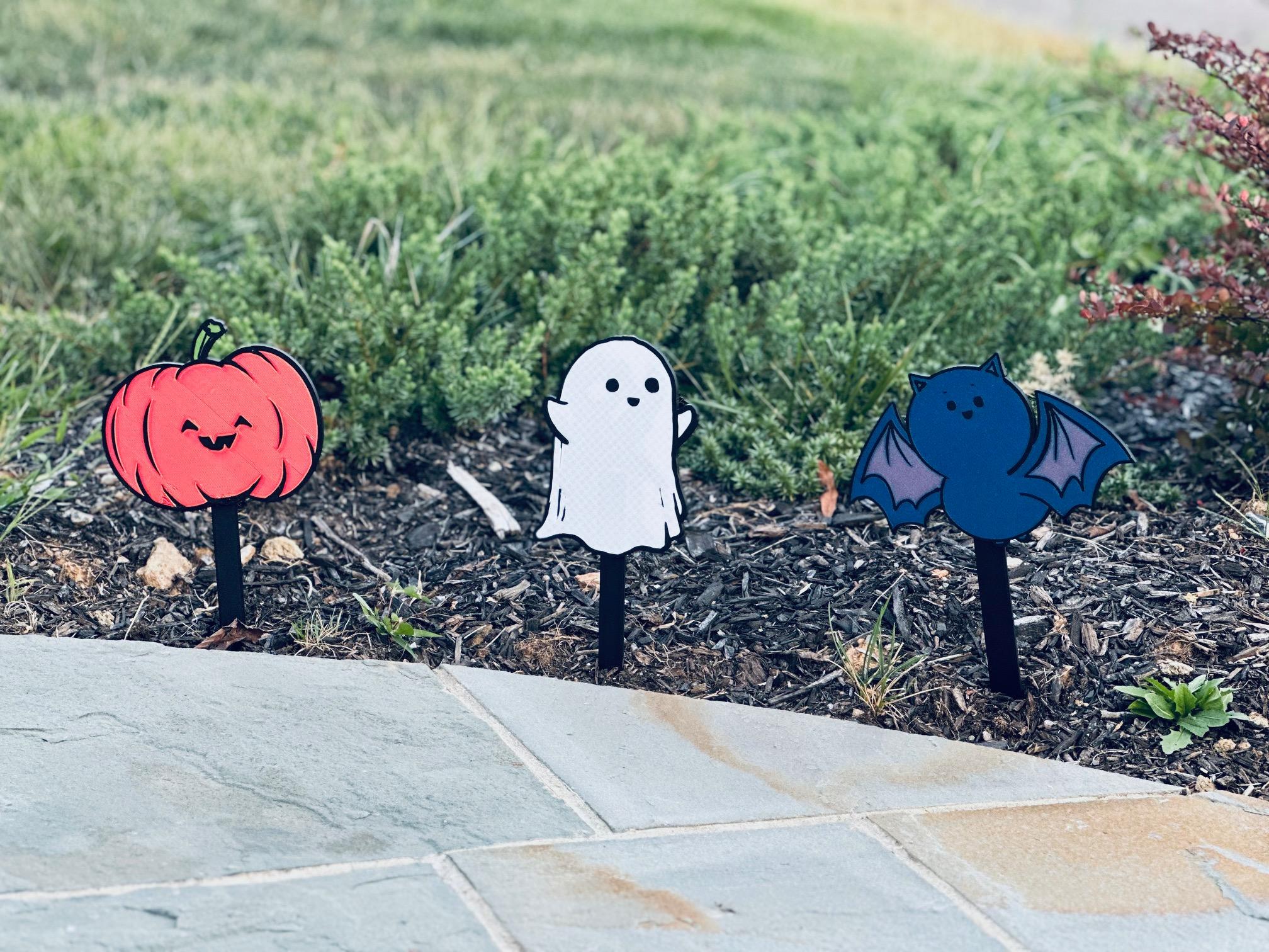 Bat, Ghost and Pumpkin Halloween lawn stakes! 3d model