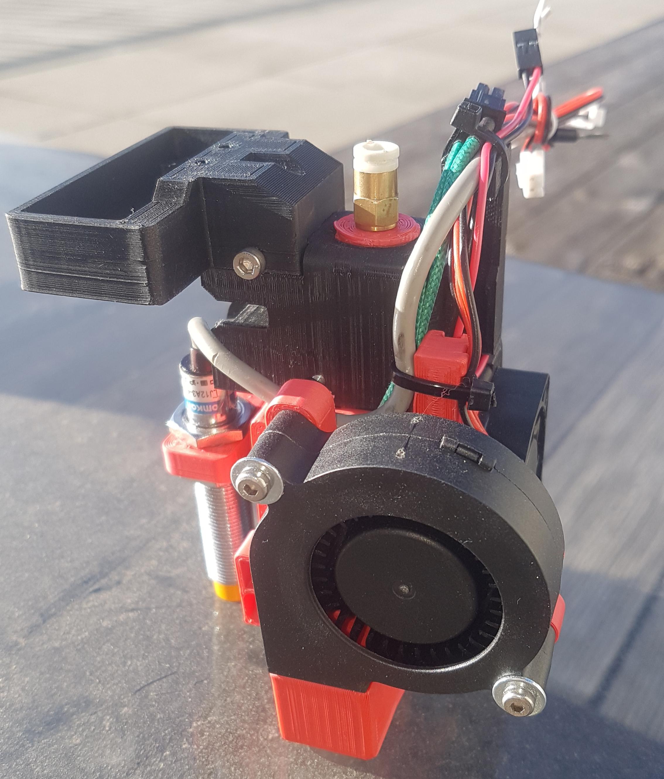 Filament-Cutter for Ender-3 (E3D-V6 Hotend) - Built model, cable management - 3d model