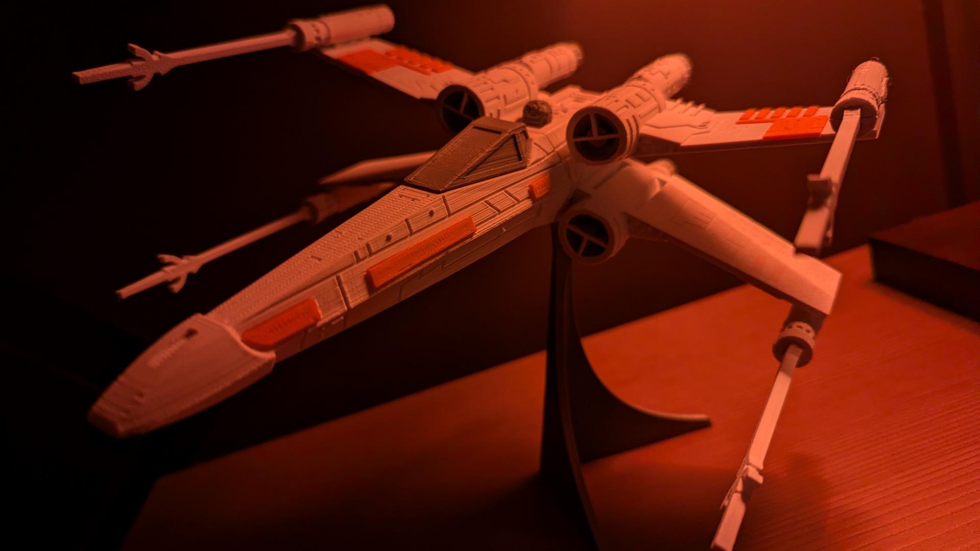 X-Wing Kit (No Support, No AMS, No Glue) - Easy to print and fun to assemble, I love that all the parts are already arranged to print in the files. - 3d model