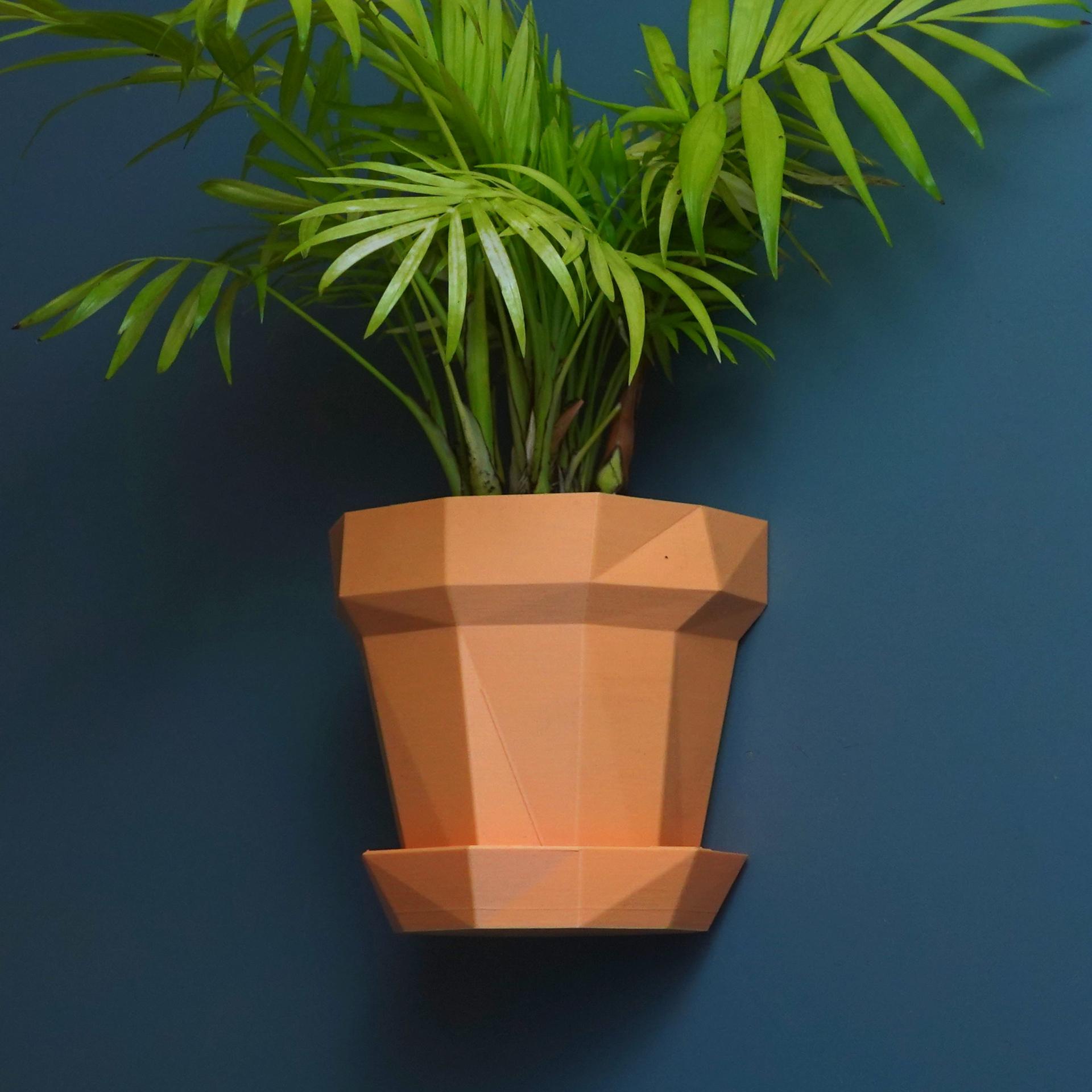 Wall planter “Glitch” 3d model