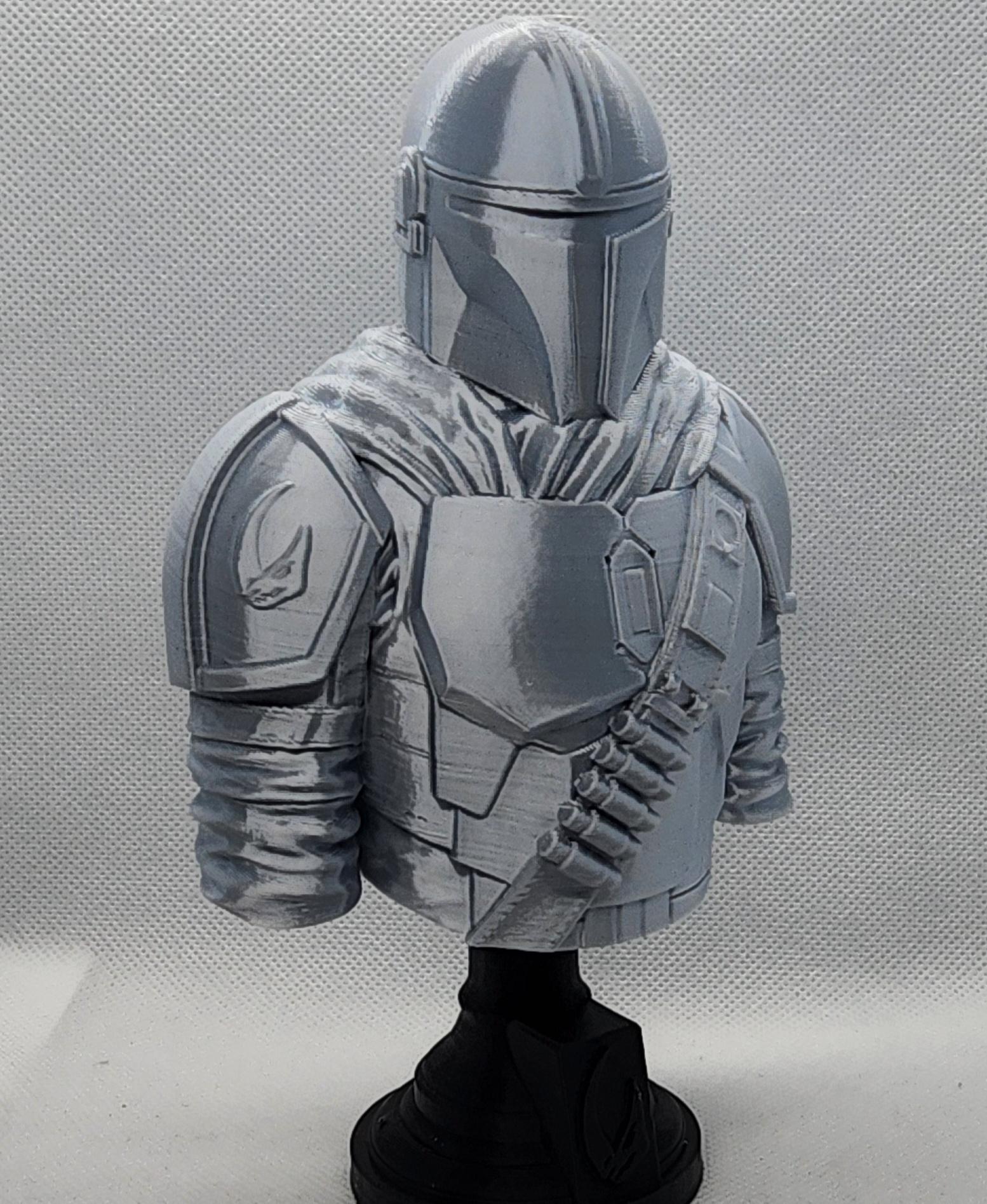 Mandalorian Bust- (Pre-Supported) 3d model