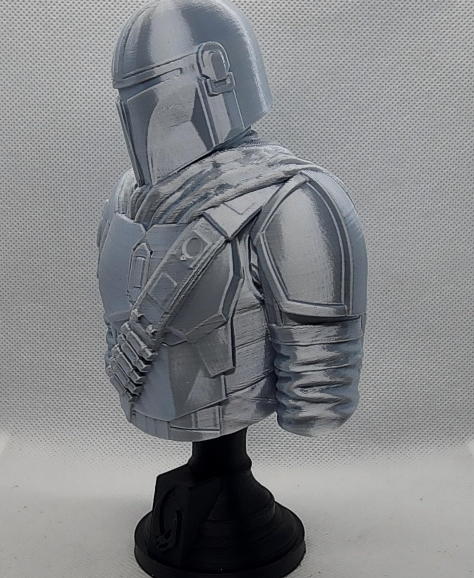 Mandalorian Bust- (Pre-Supported) 3d model