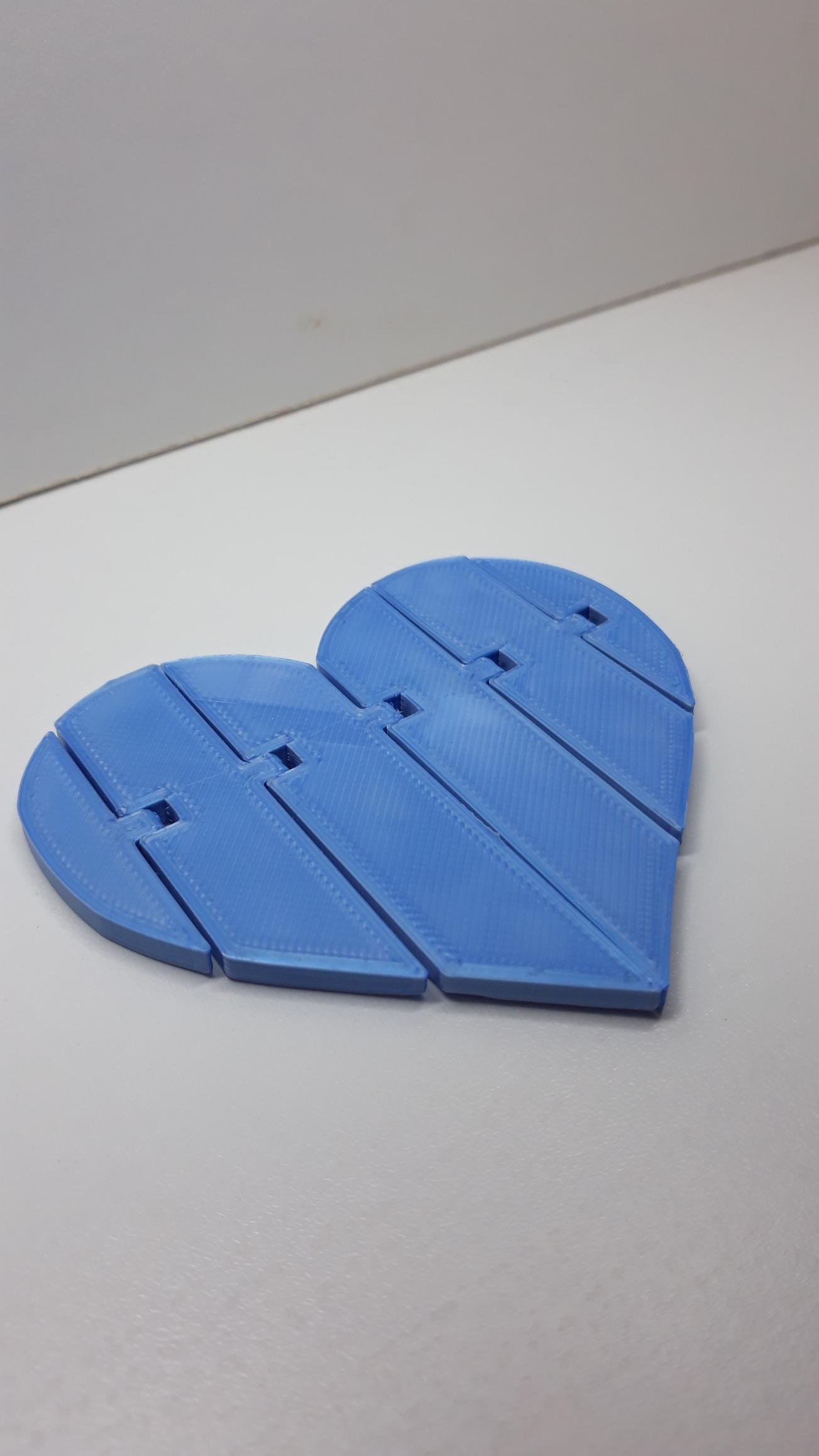 Print in place Flexi heart 3d model