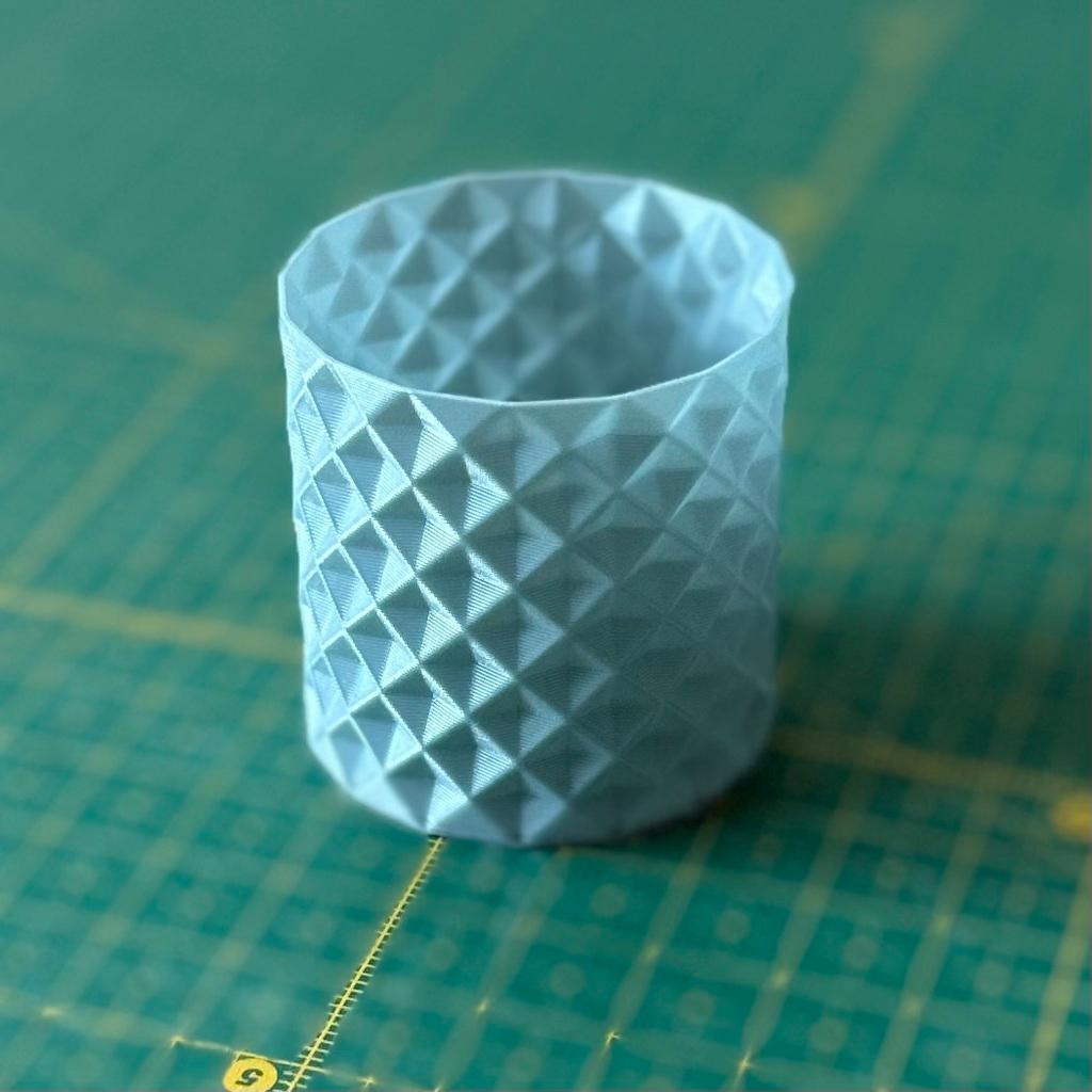 Small cup - 40mm diameter 3d model