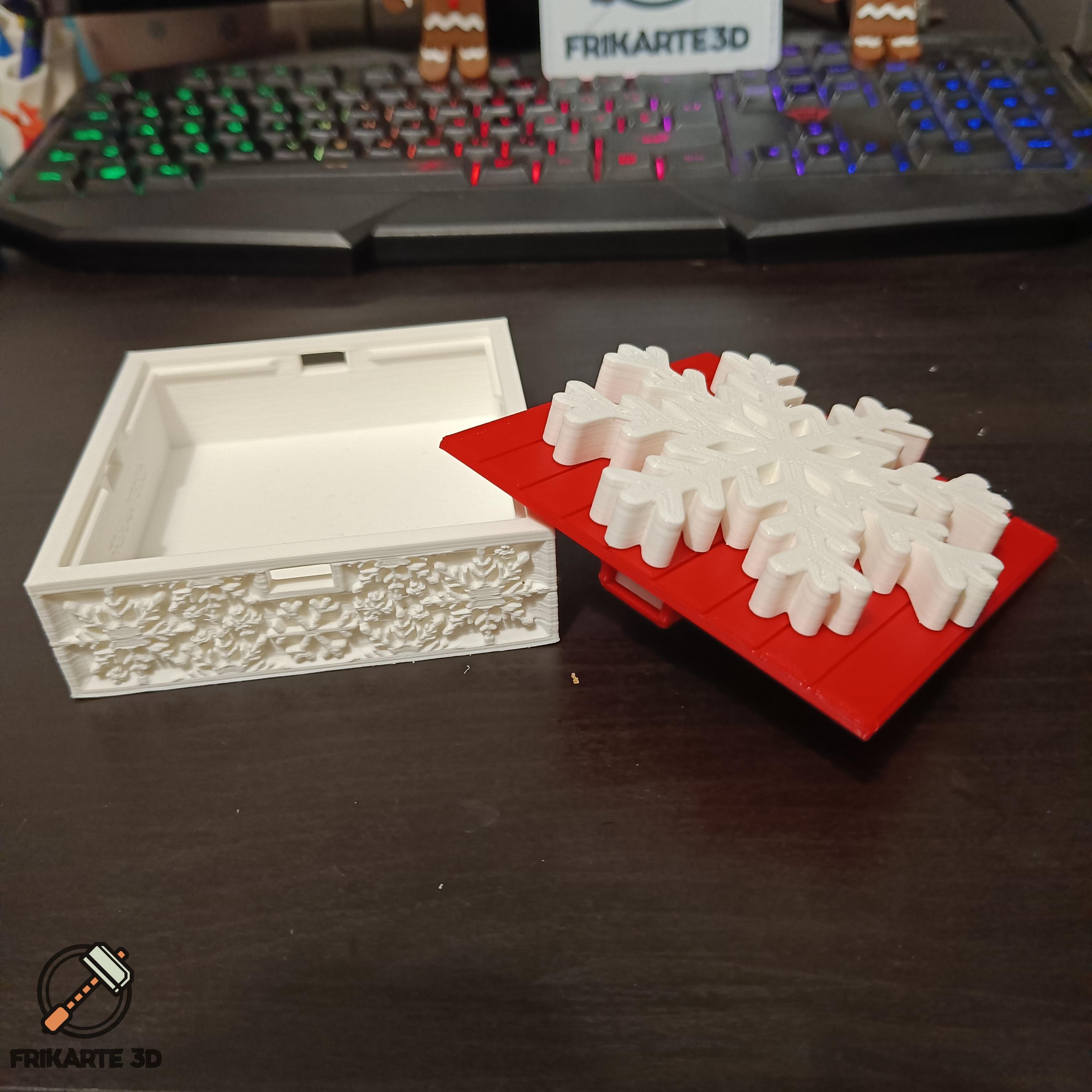 Snowflake Mechanical Box 3d model