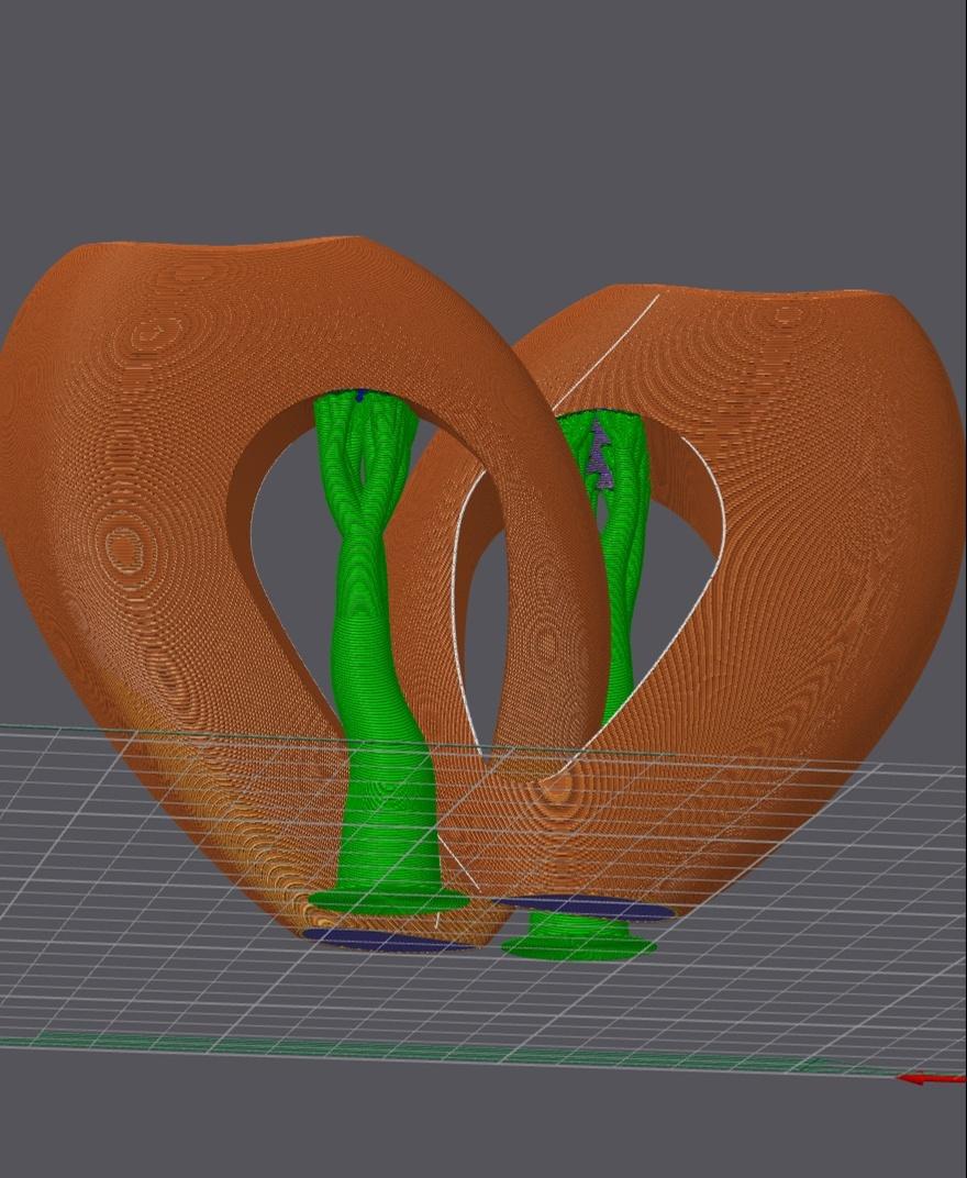 Entwined Heart Vase 3d model