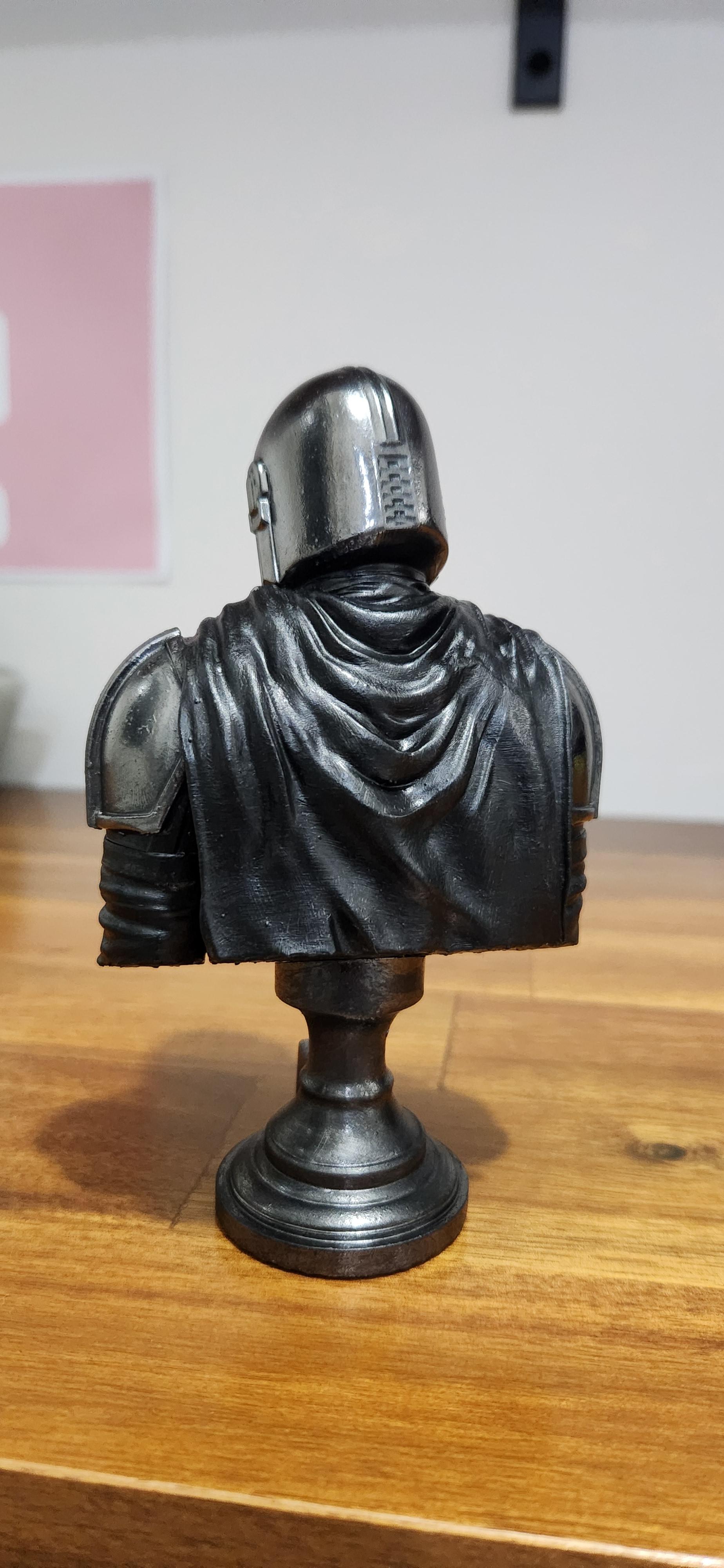 Mandalorian Bust- (Pre-Supported) 3d model