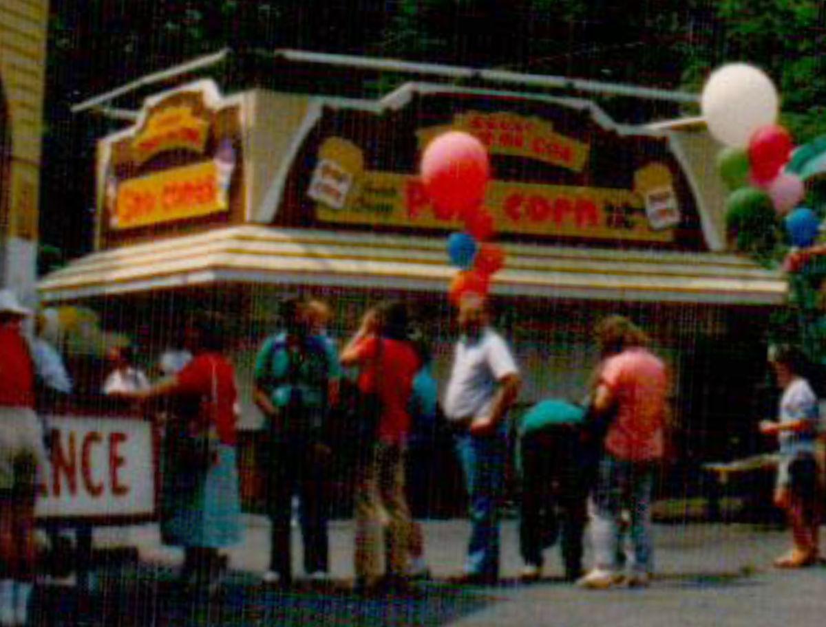 Popcorn stand 3d model