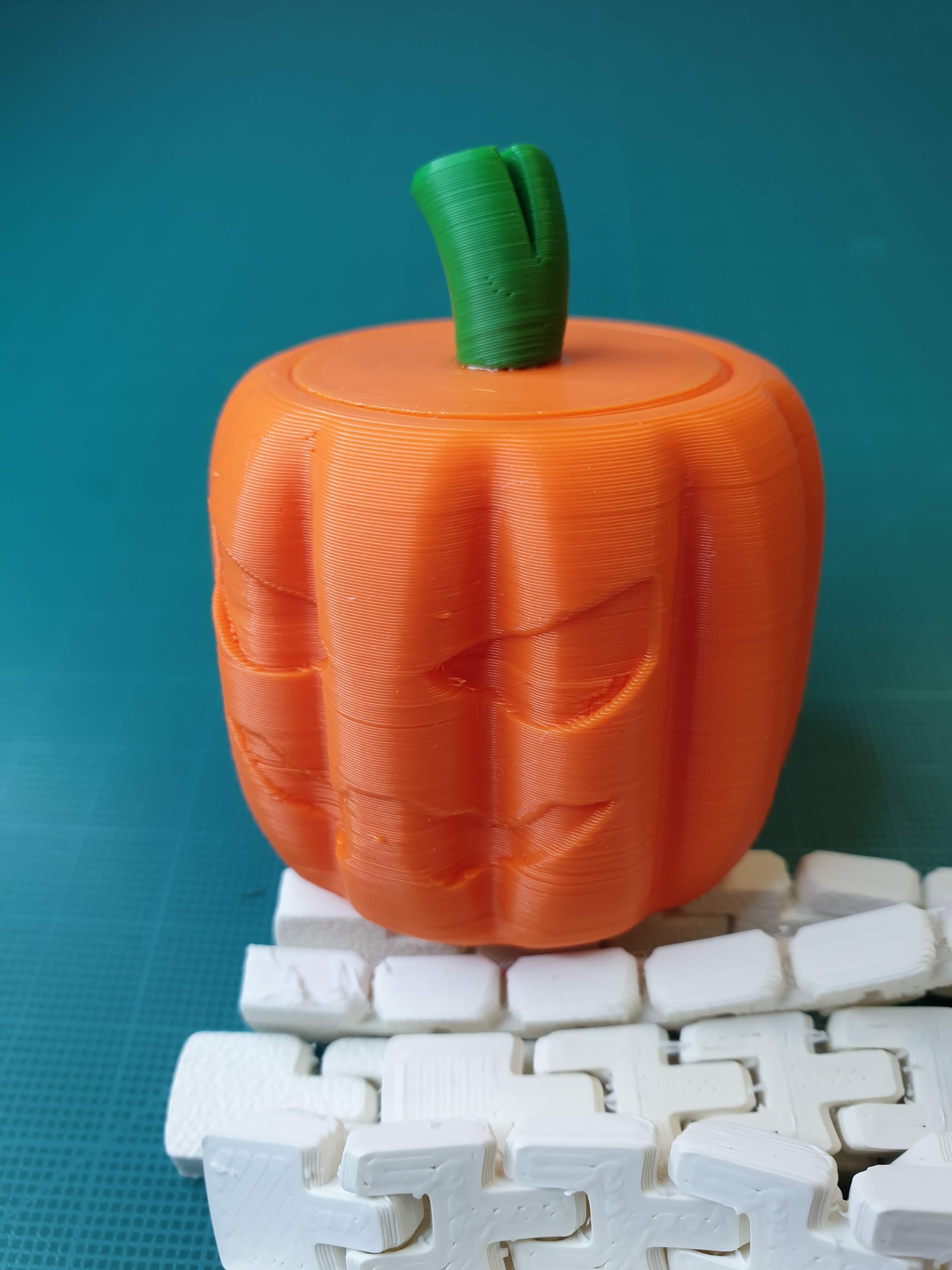 Pumpkin Container with Face || Halloween 3d model