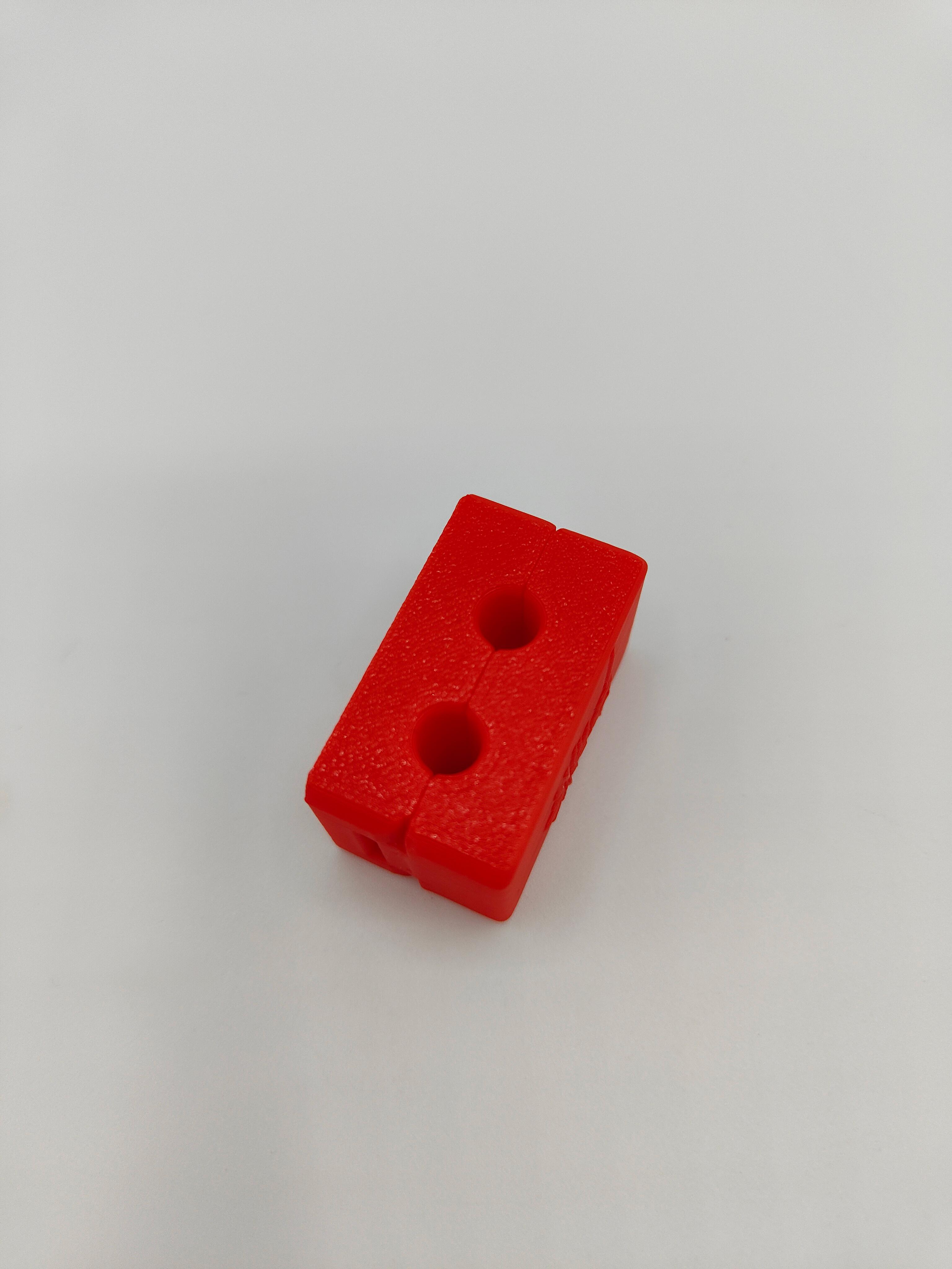 Double Magnetic Cable Clip 8mm 3d model