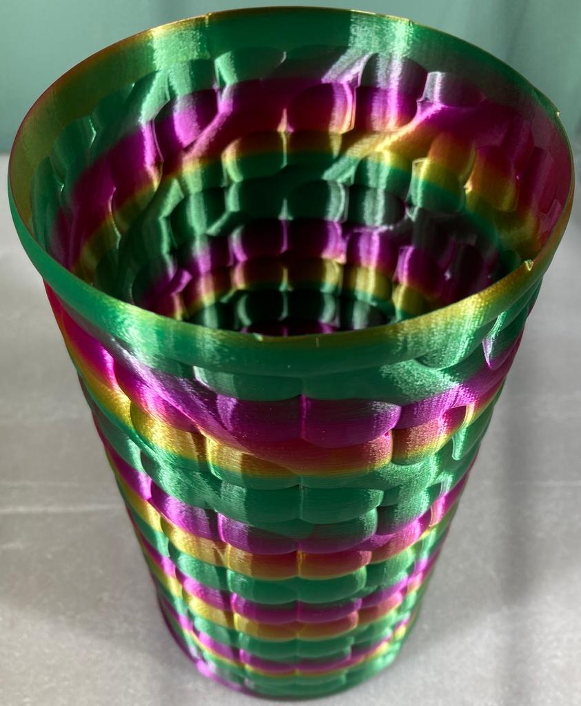 Elipsoid Woven Vase 3d model