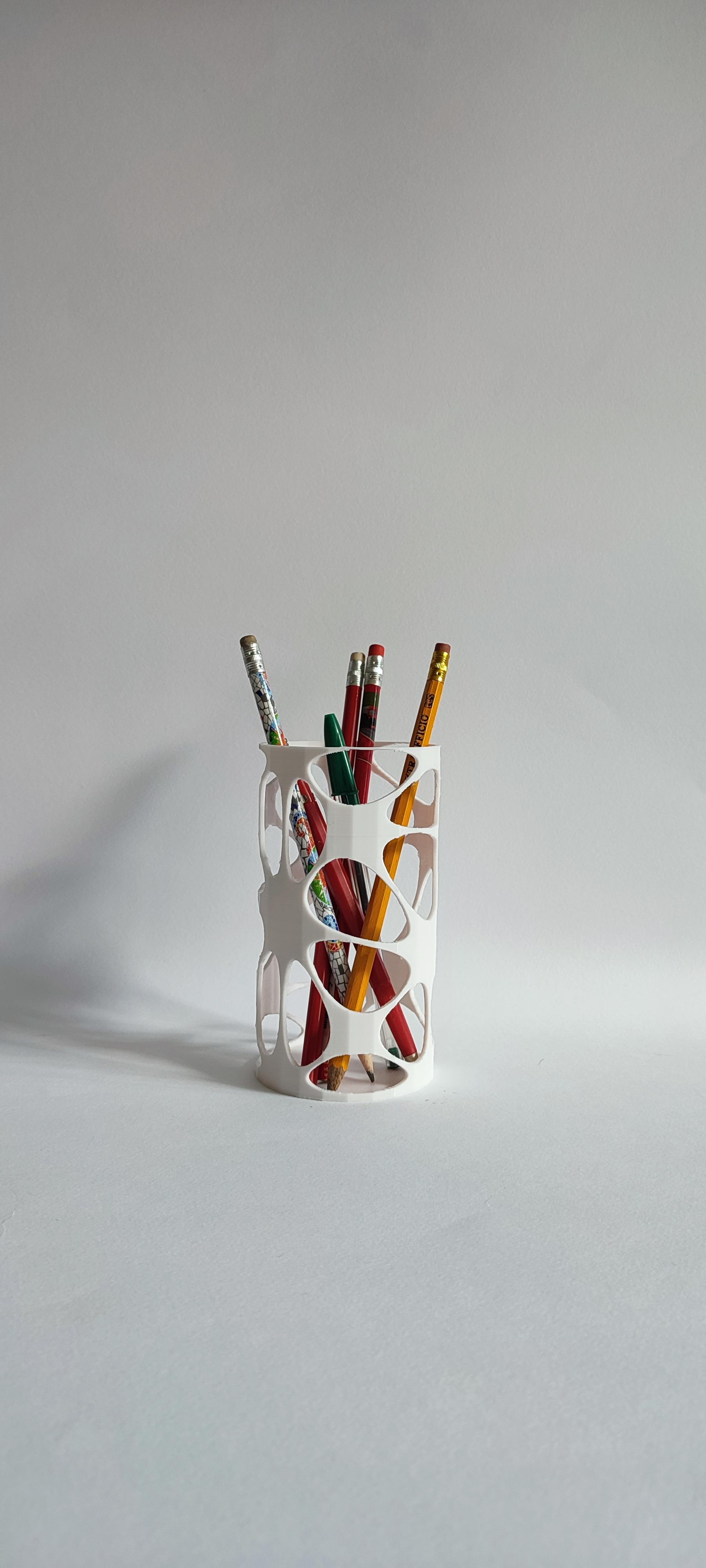 Voronoi pen holder 3d model