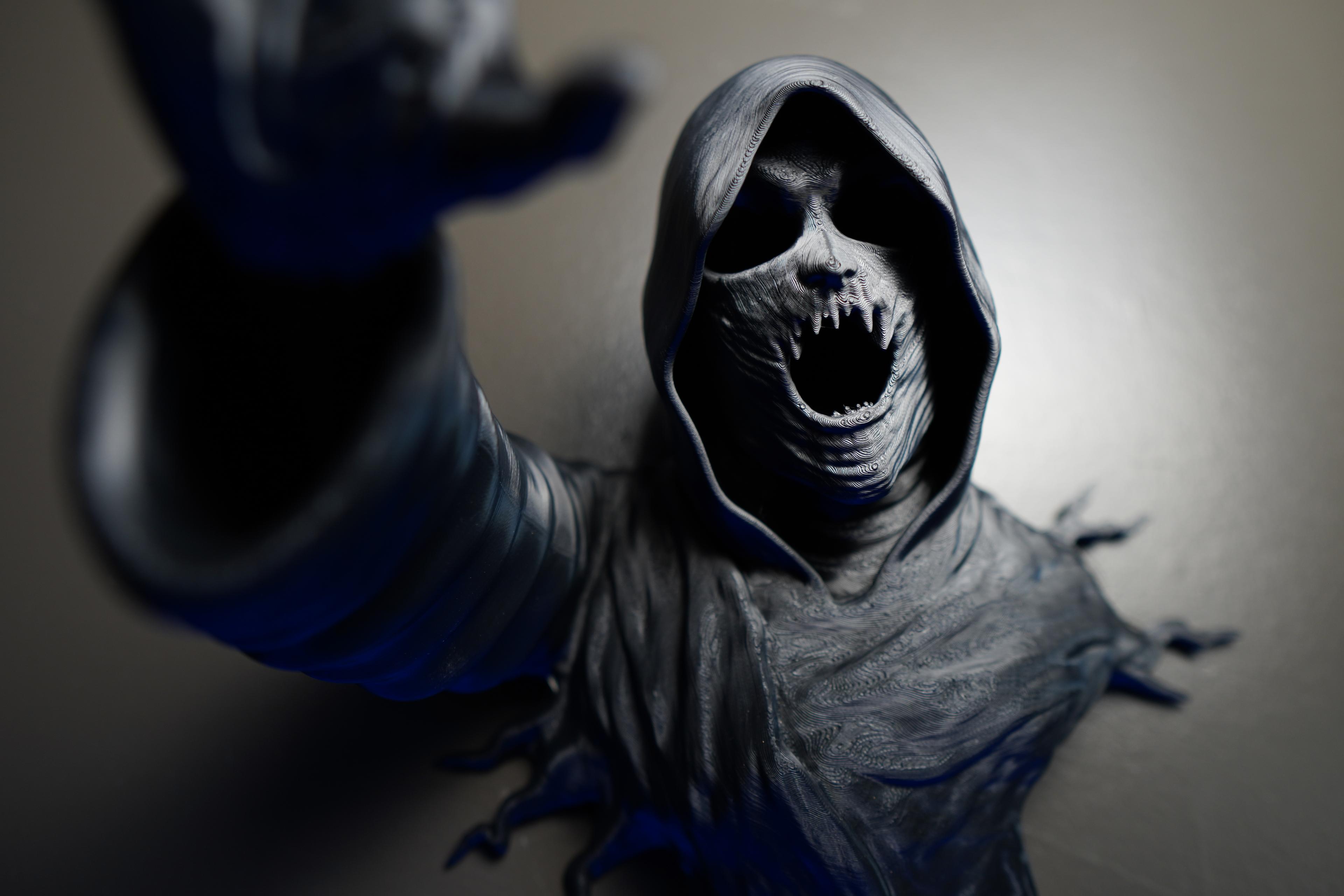 Void Reaper: Dementor Inspired Wall Art/Hanger (Support-Free) 3d model