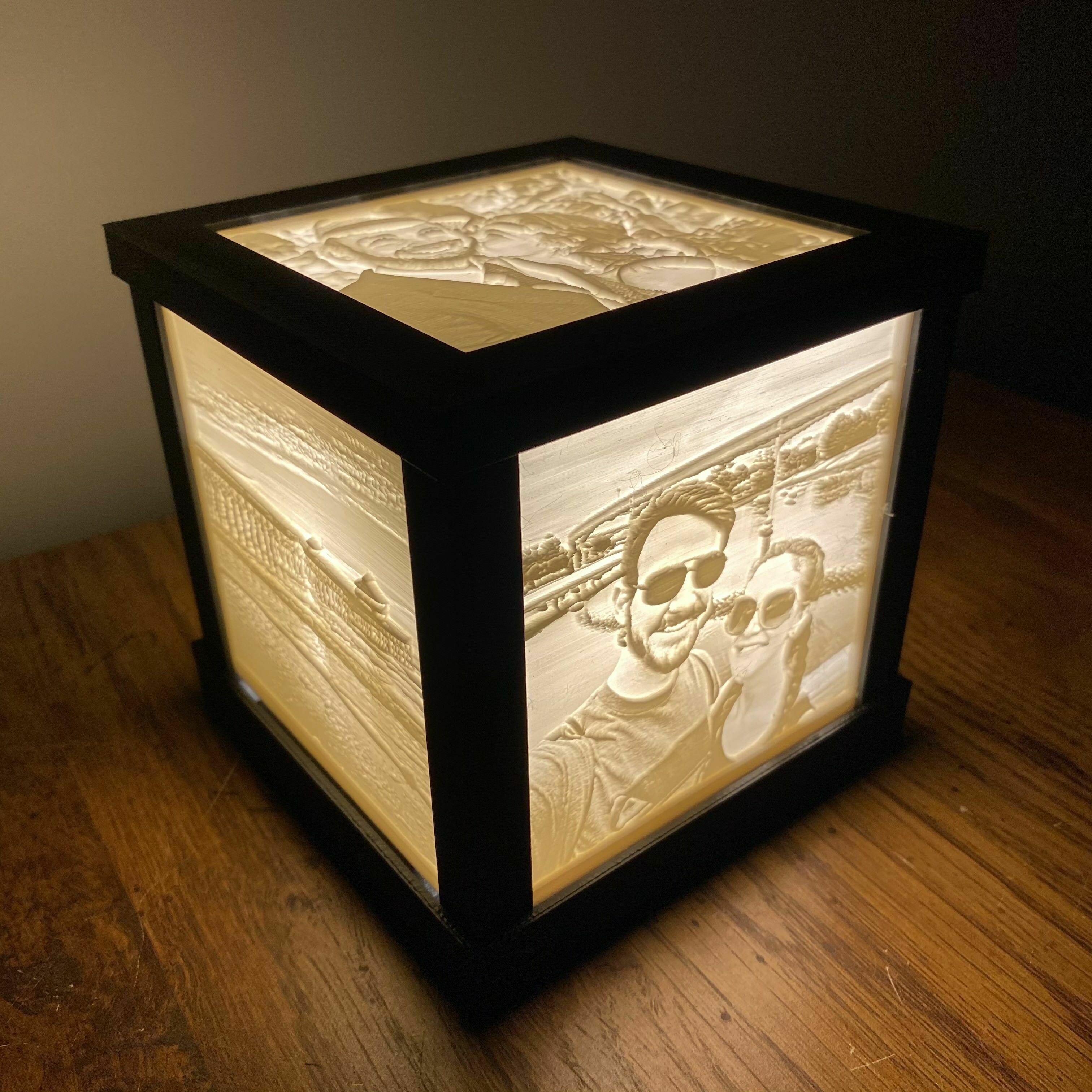 Lithophane Box (Holds 5 Litho Panels) 3d model