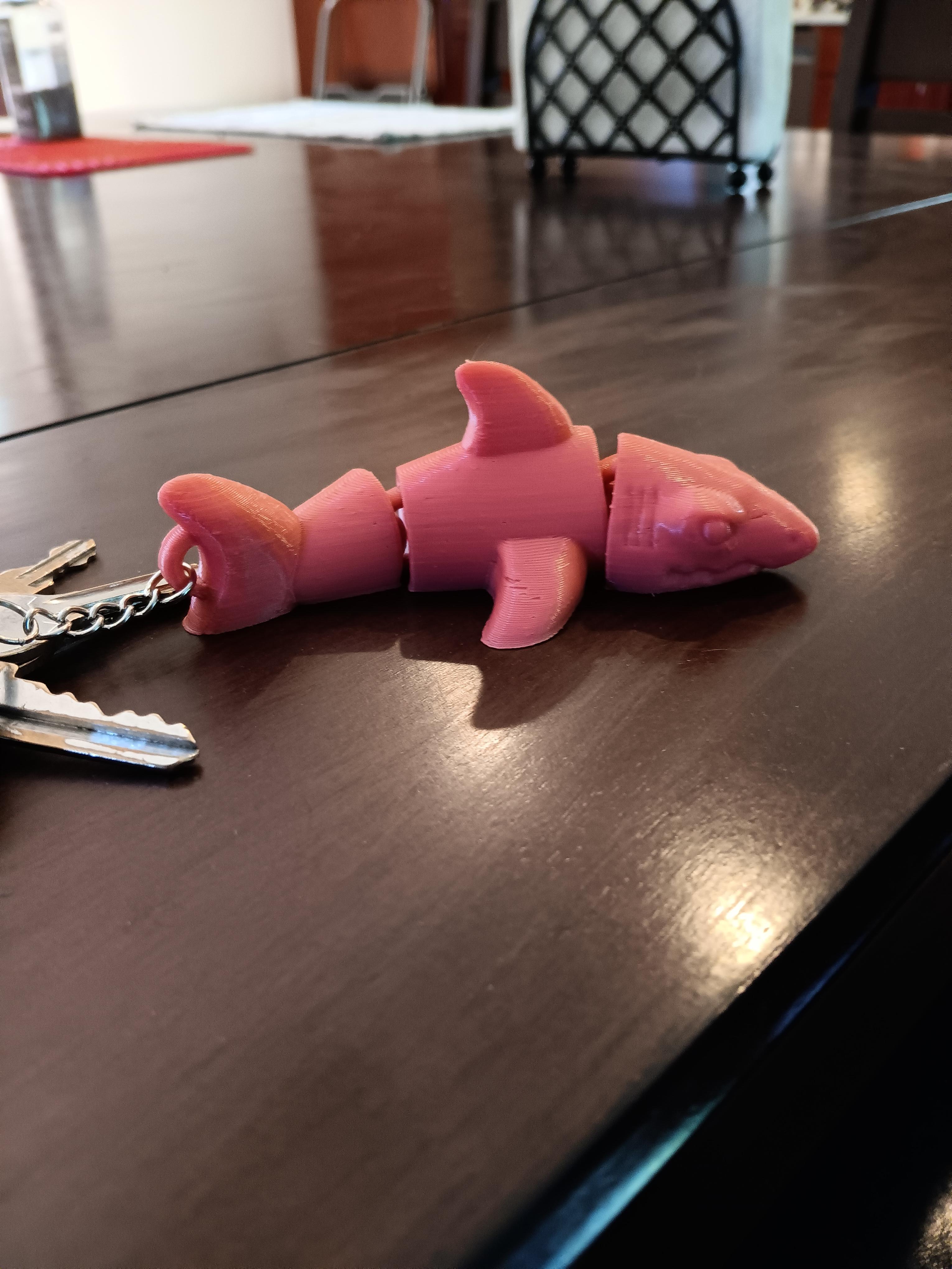 Flexi Shark key chain - articulated - print in place  3d model