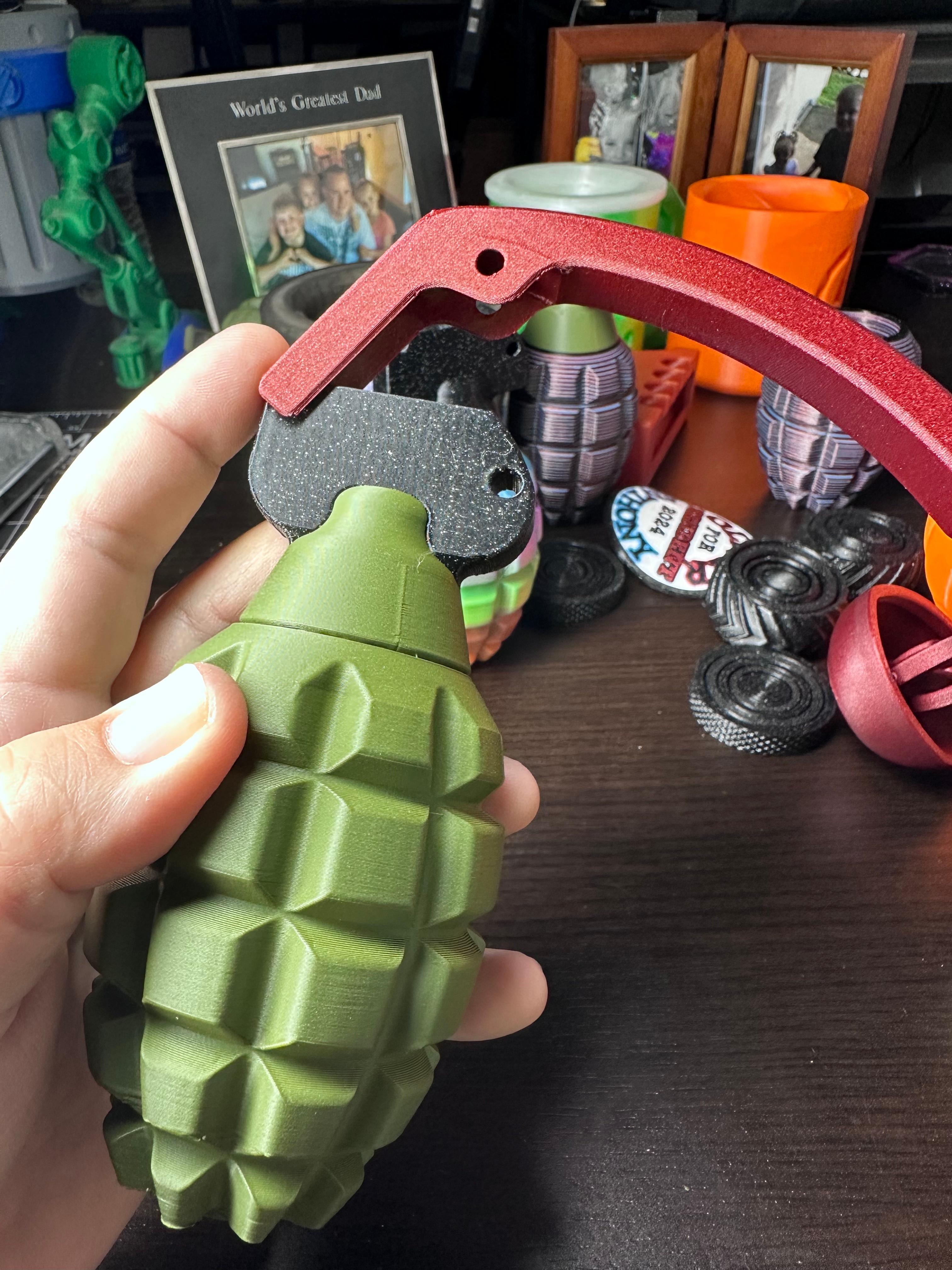 Print In Place FIDGET GRENADE 3d model