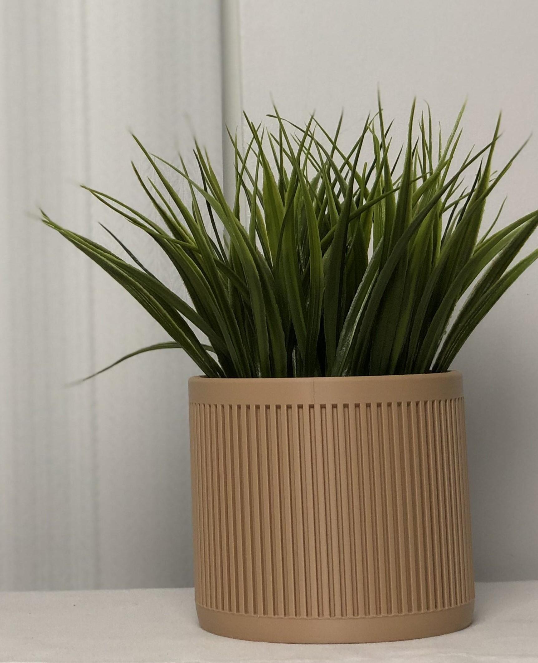 Modern Geometric Plant Pot - Stylish 3D Printed Home Decor 3d model