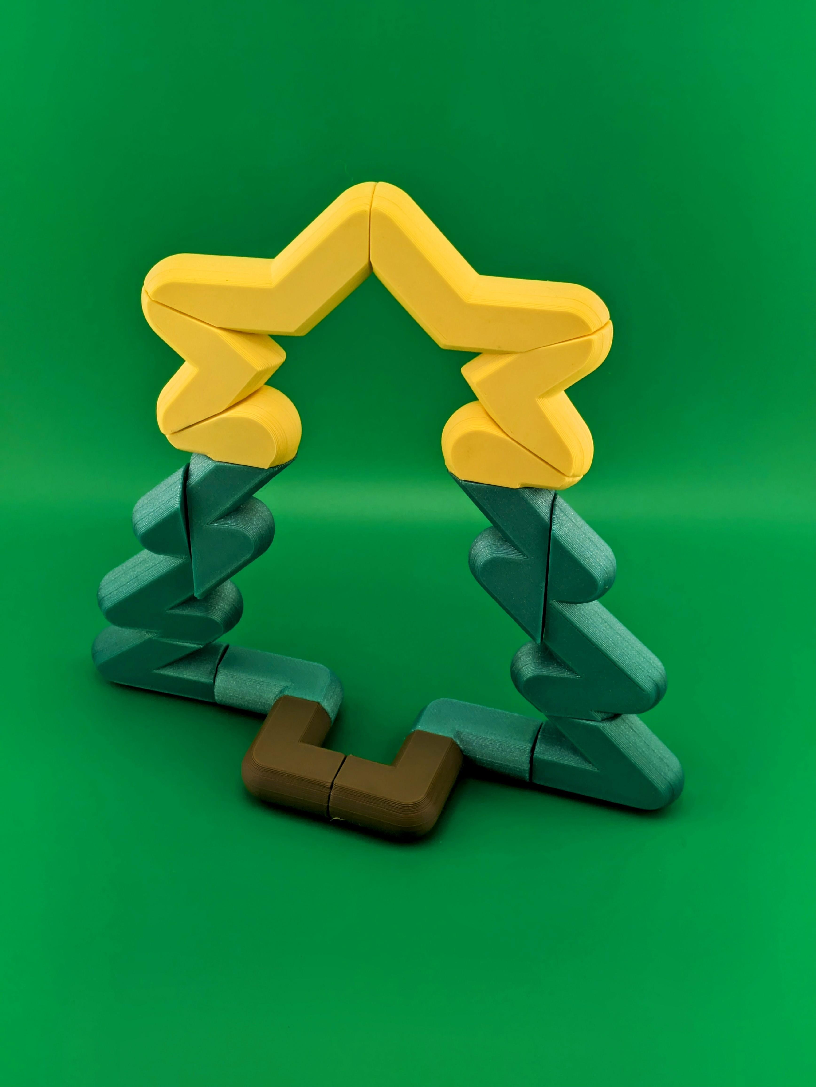 Christmas Tree Twisty Fidget 3d model