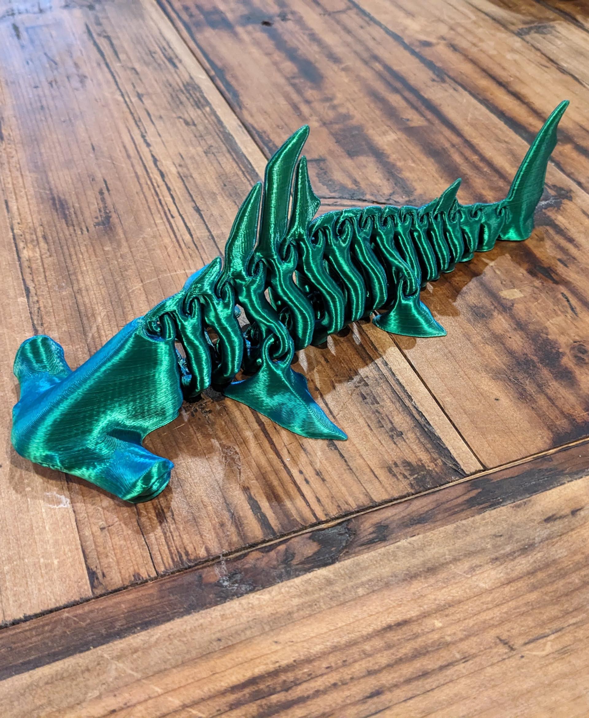 Hammerhead  Shark  Bones - Ender 3 V3 KE at 250 mm/s with .2mm layers. Blue/Green Silk PLA - 3d model