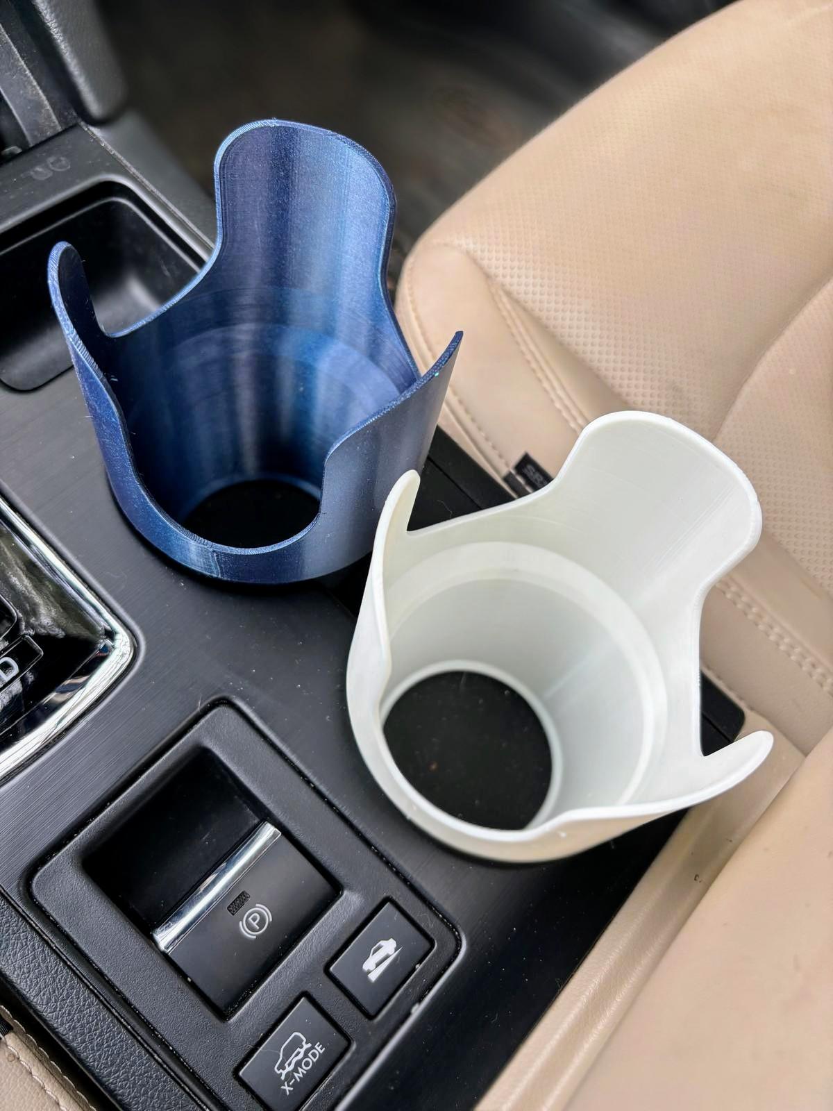 32 Oz Hydroflask Cupholder Adapter for 2015 - 2019 Subaru Outback 3d model