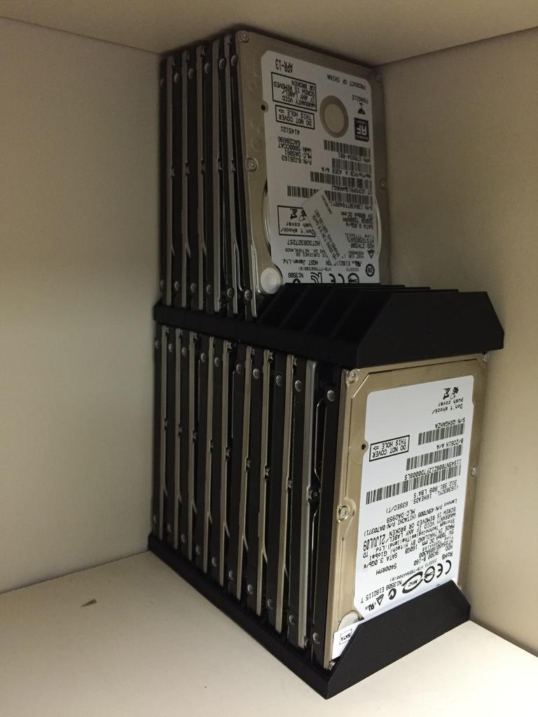 2.5" HDD Storage Rack 3d model