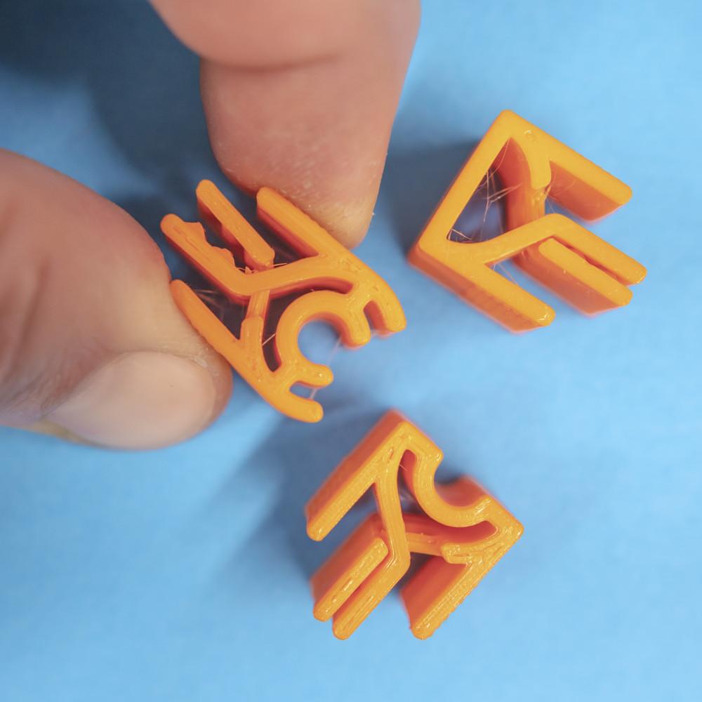 Tiny Compliant Clips 3d model