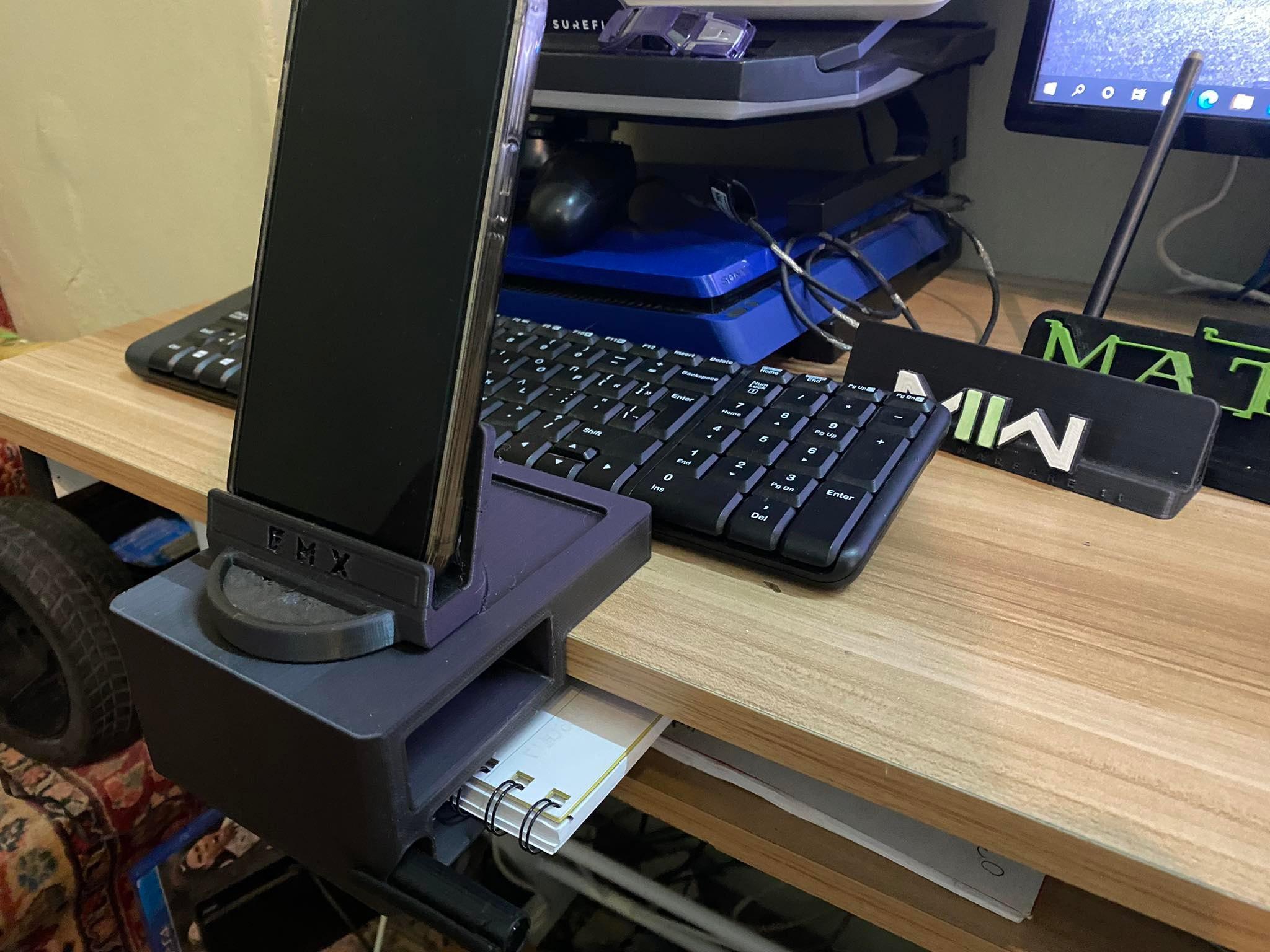 WorkSpace Helper : Phone and Notebook Holder 3d model