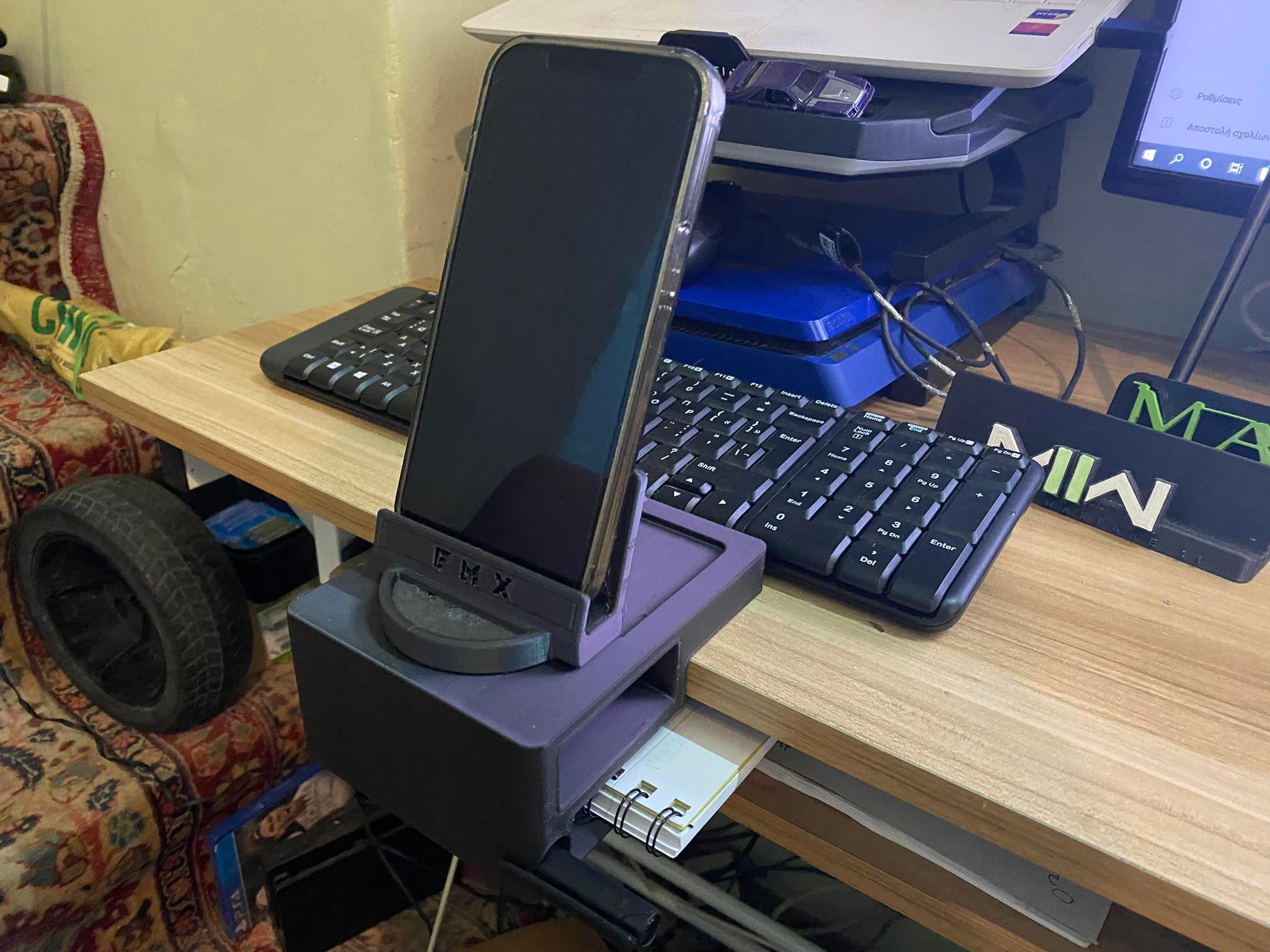 WorkSpace Helper : Phone and Notebook Holder 3d model