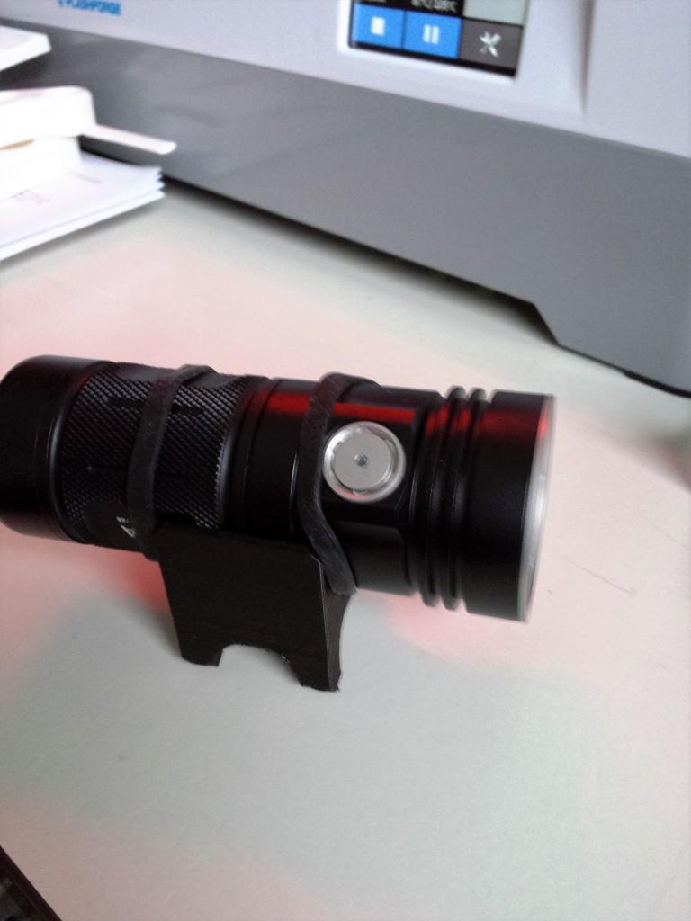 Flashligt Mount Thrulight TN4a for Mountainbike 3d model