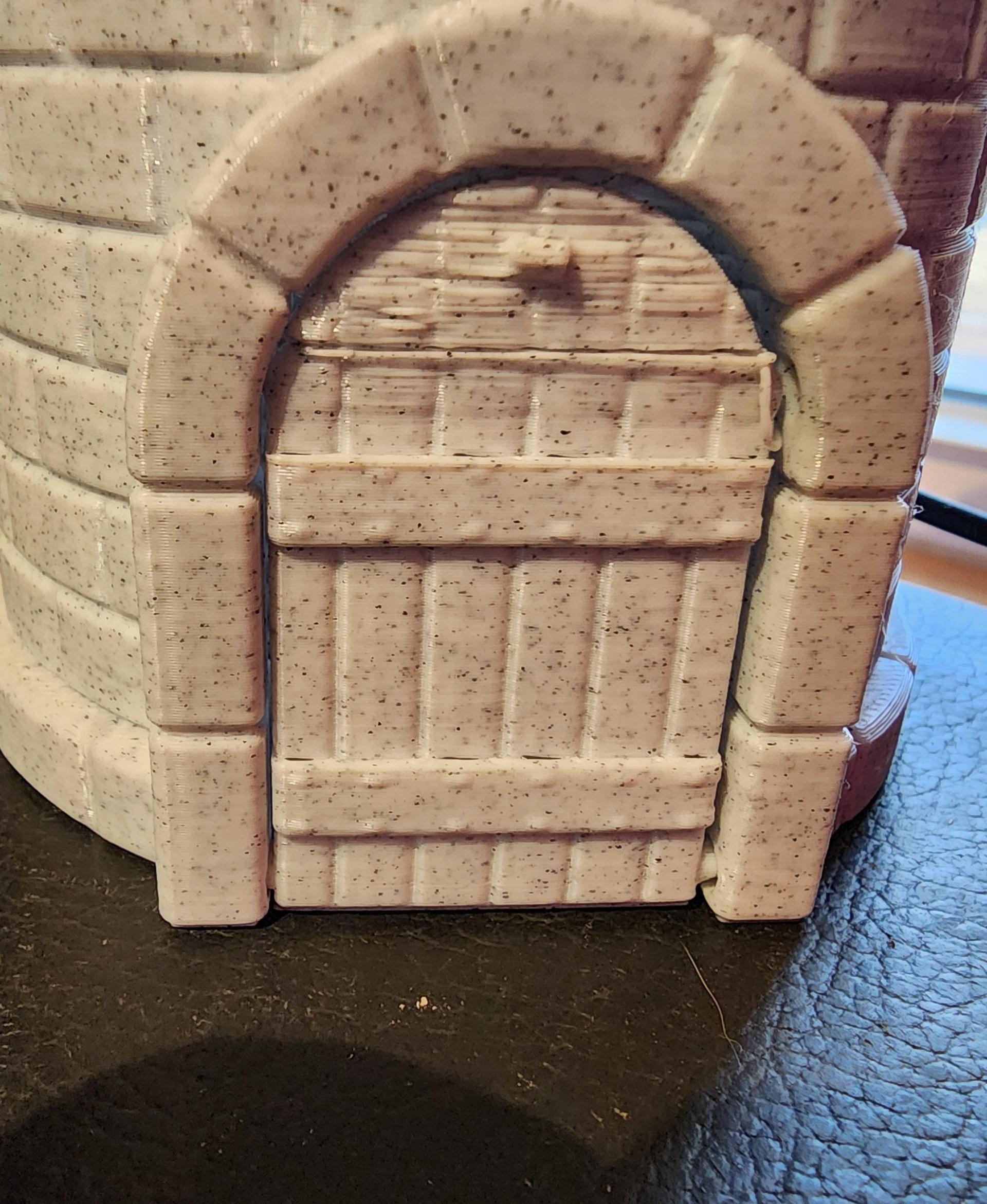 Collapsing Dice Tower - artifacts on top of door - 3d model