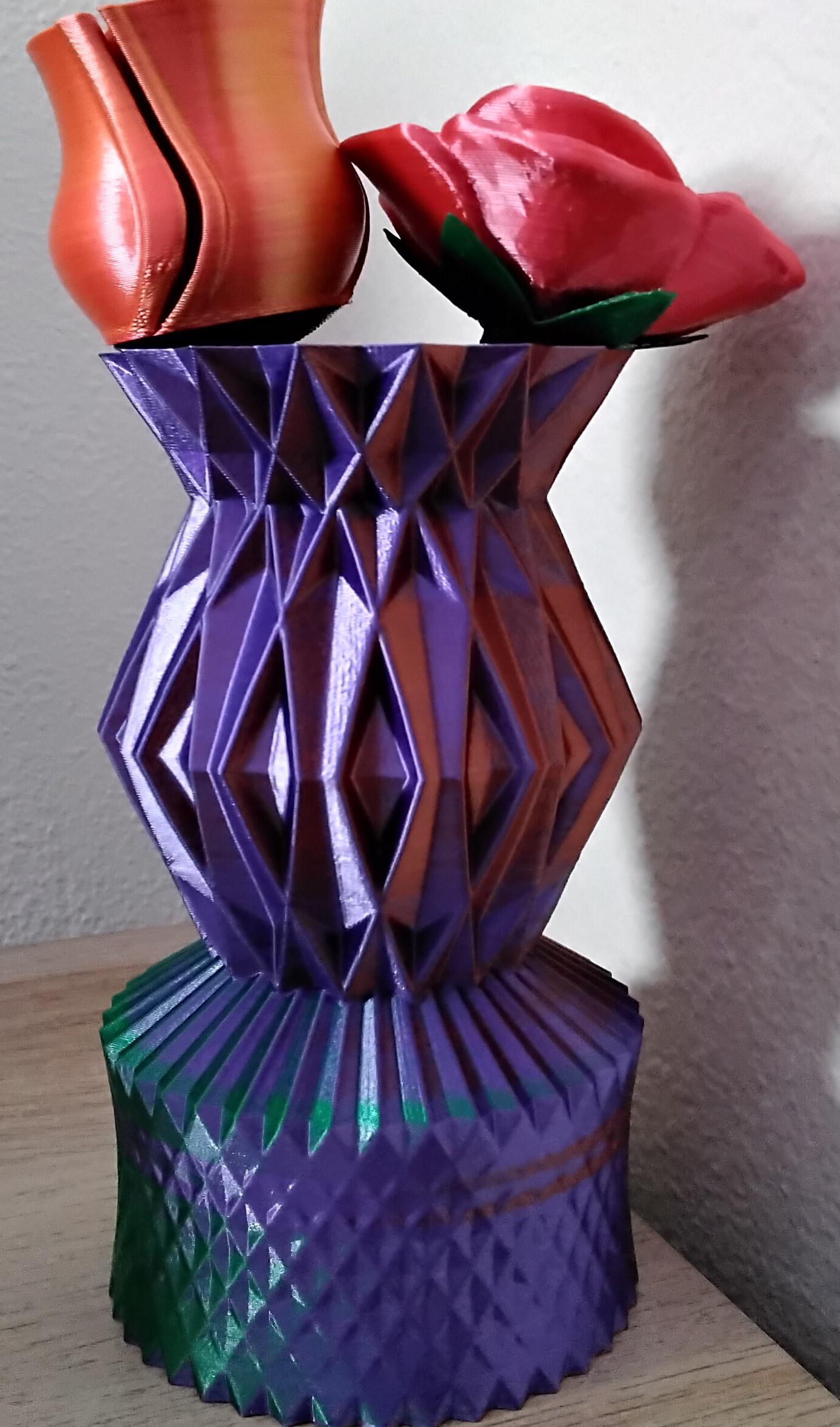 Bomb Vase 3d model