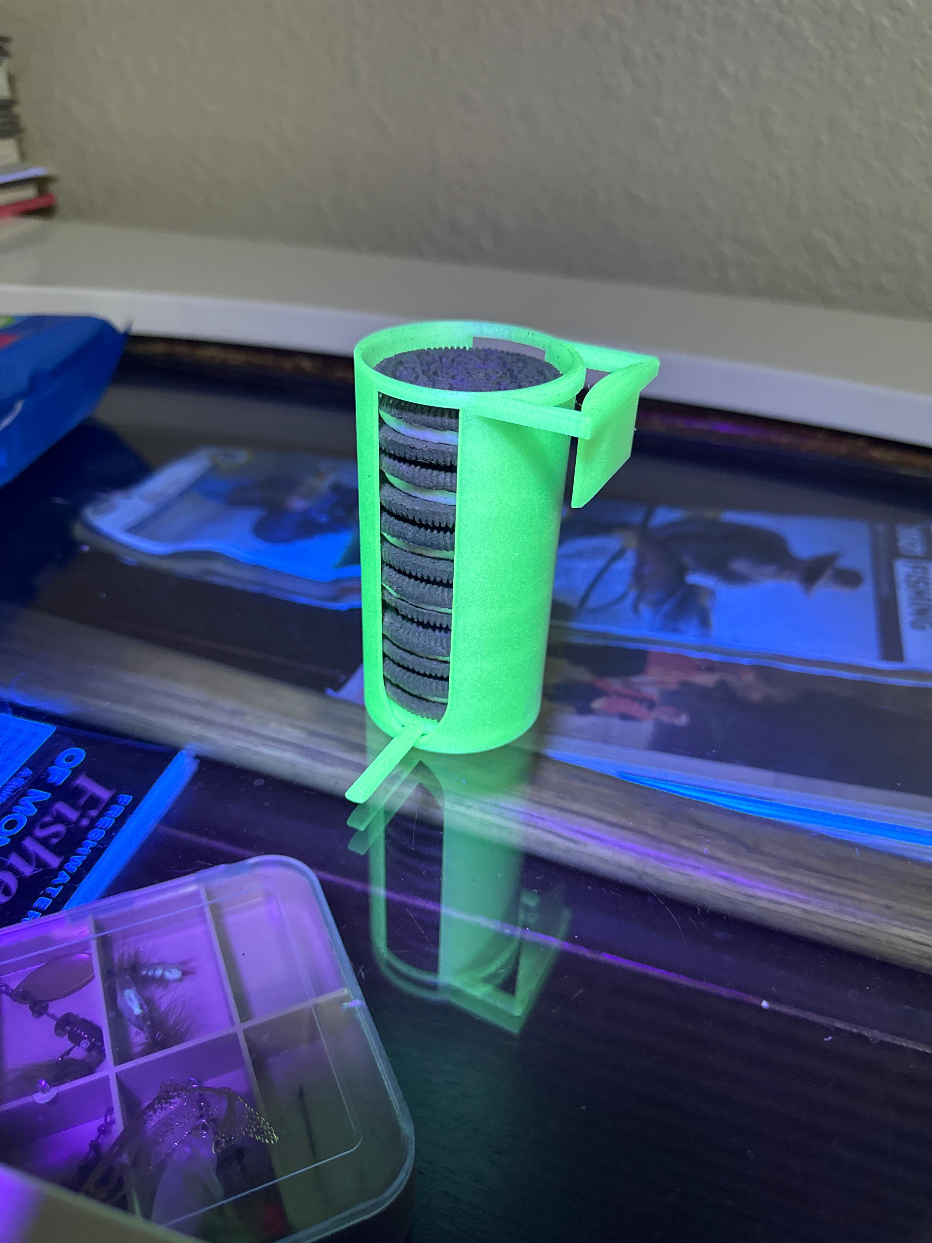 Oreo holder cup mount V1 3d model