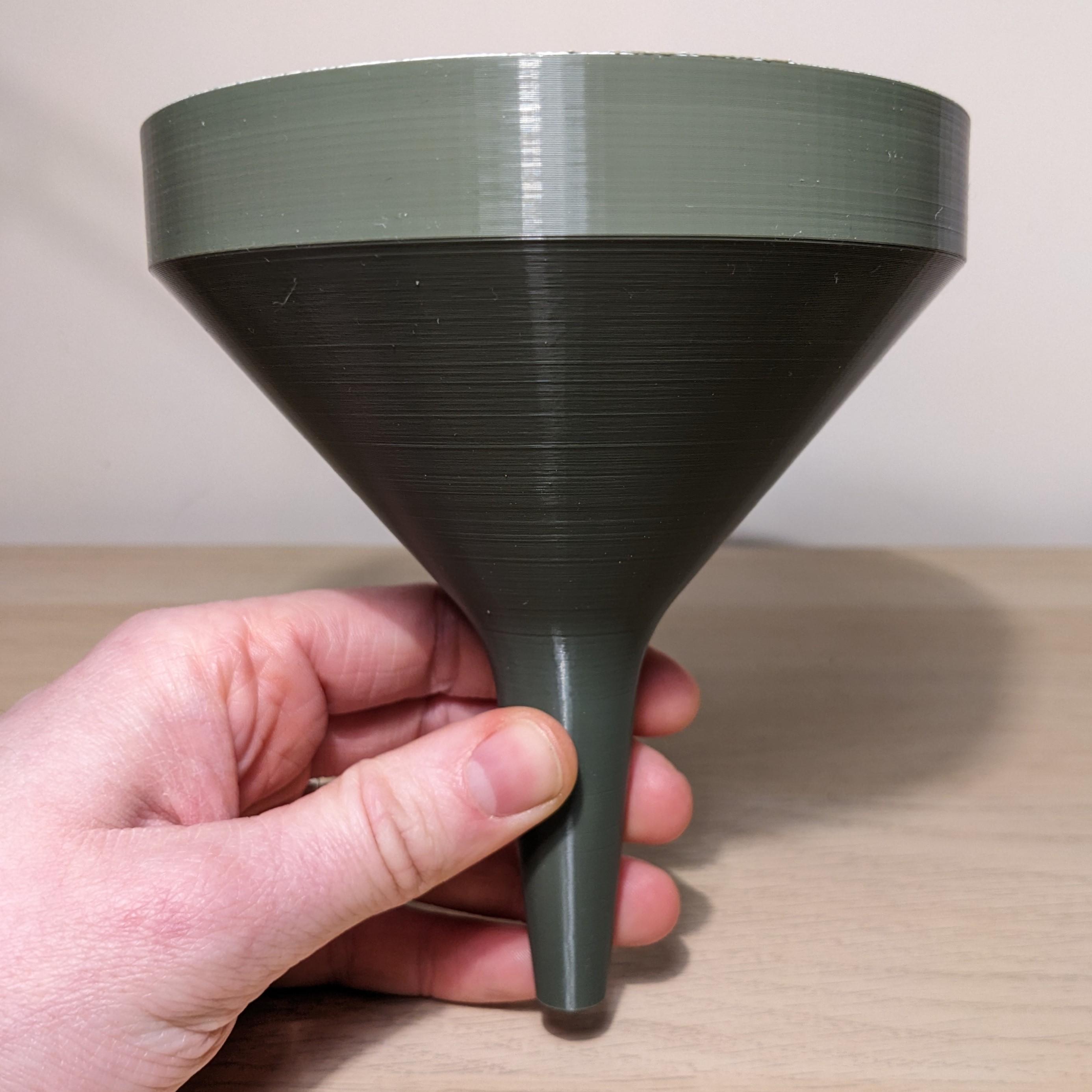 Funnel with Strainer/Filter 3d model