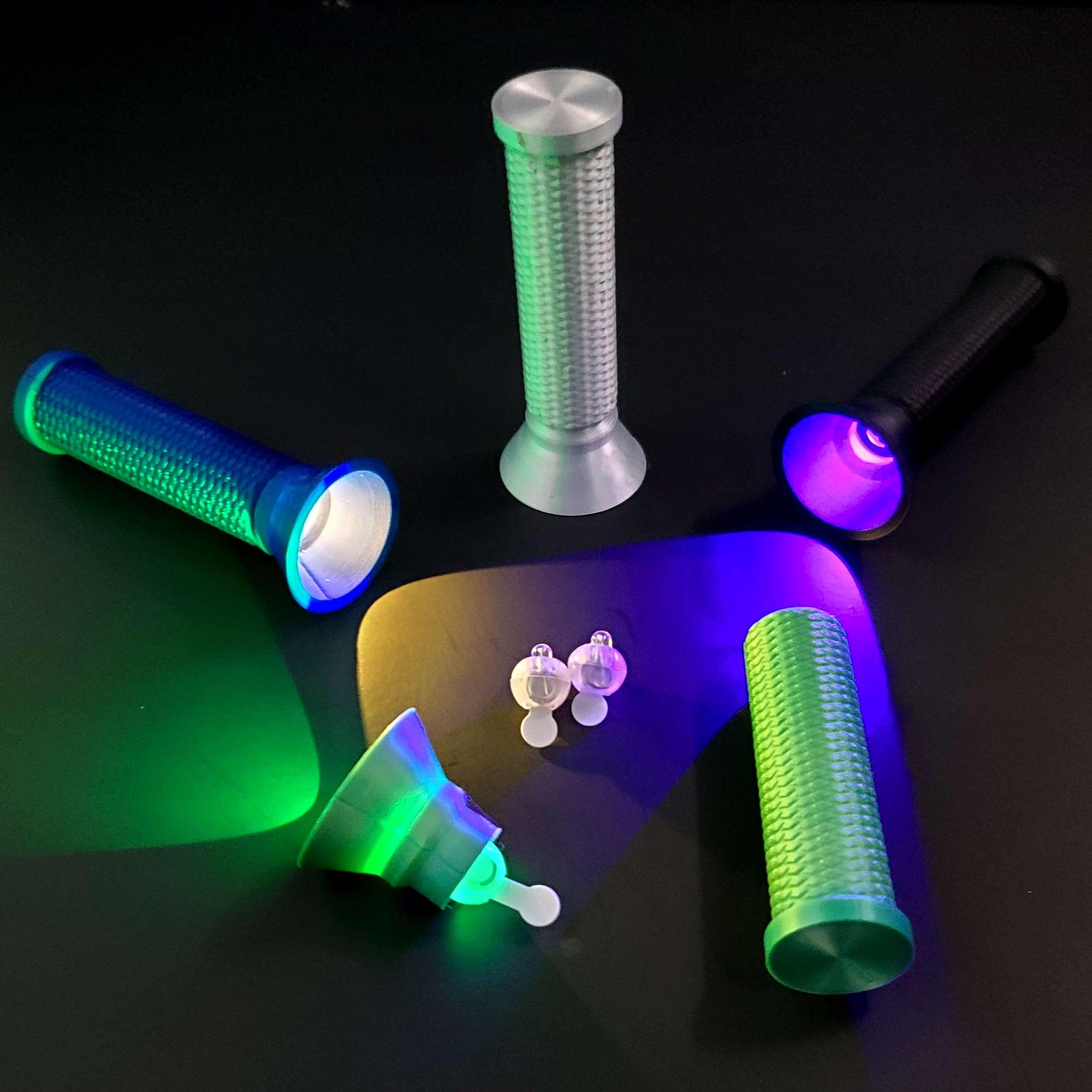 Mini Flashlights (Uses Balloon Lights) 3d model