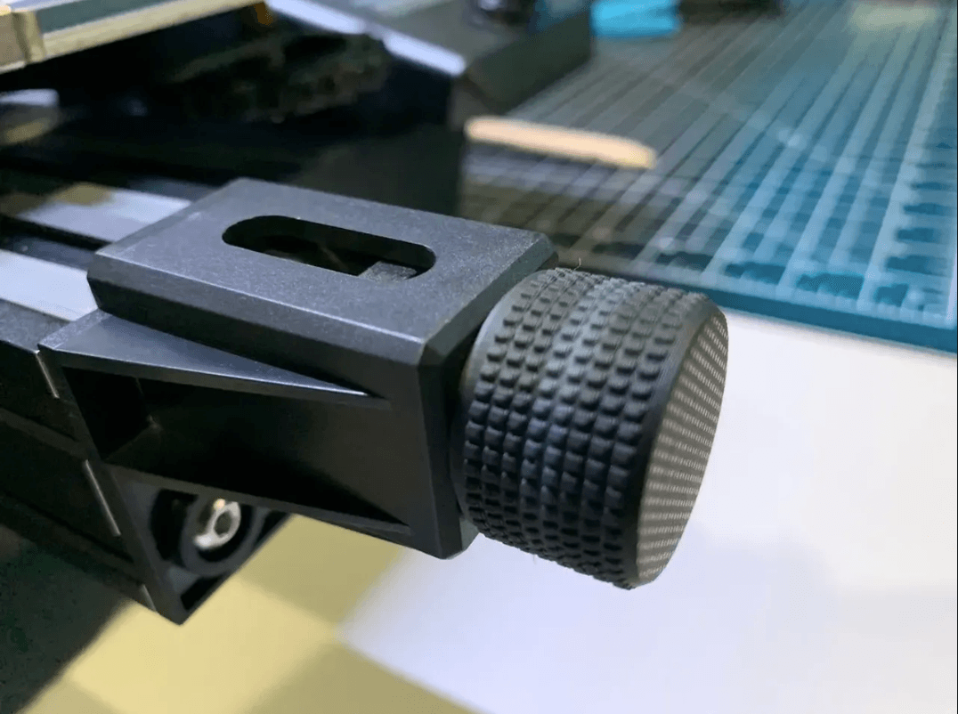 Professional Ender 3 v2 Belt Tension Knob Covers 3d model