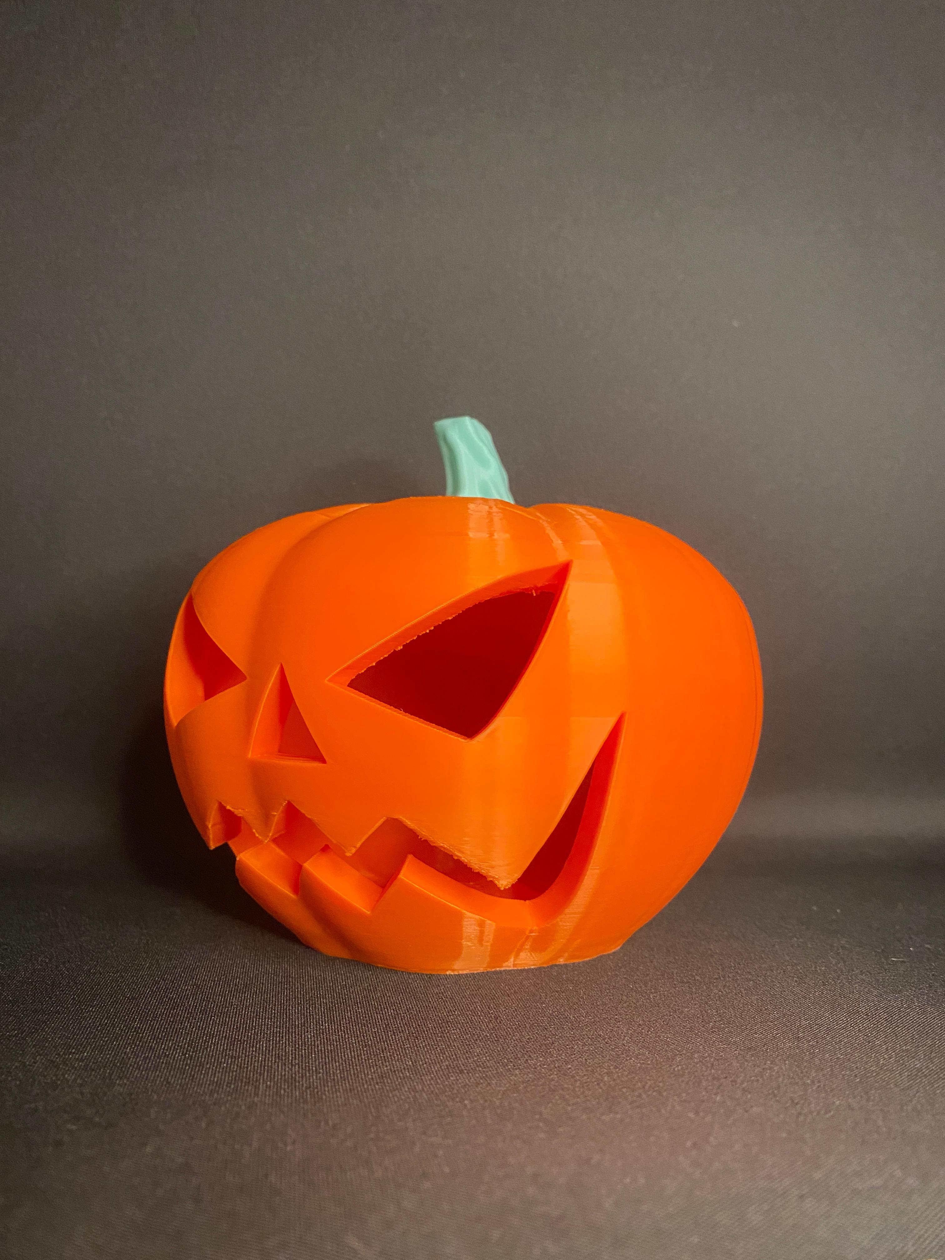 JACK O LANTERN BOWL WITH LID 3d model