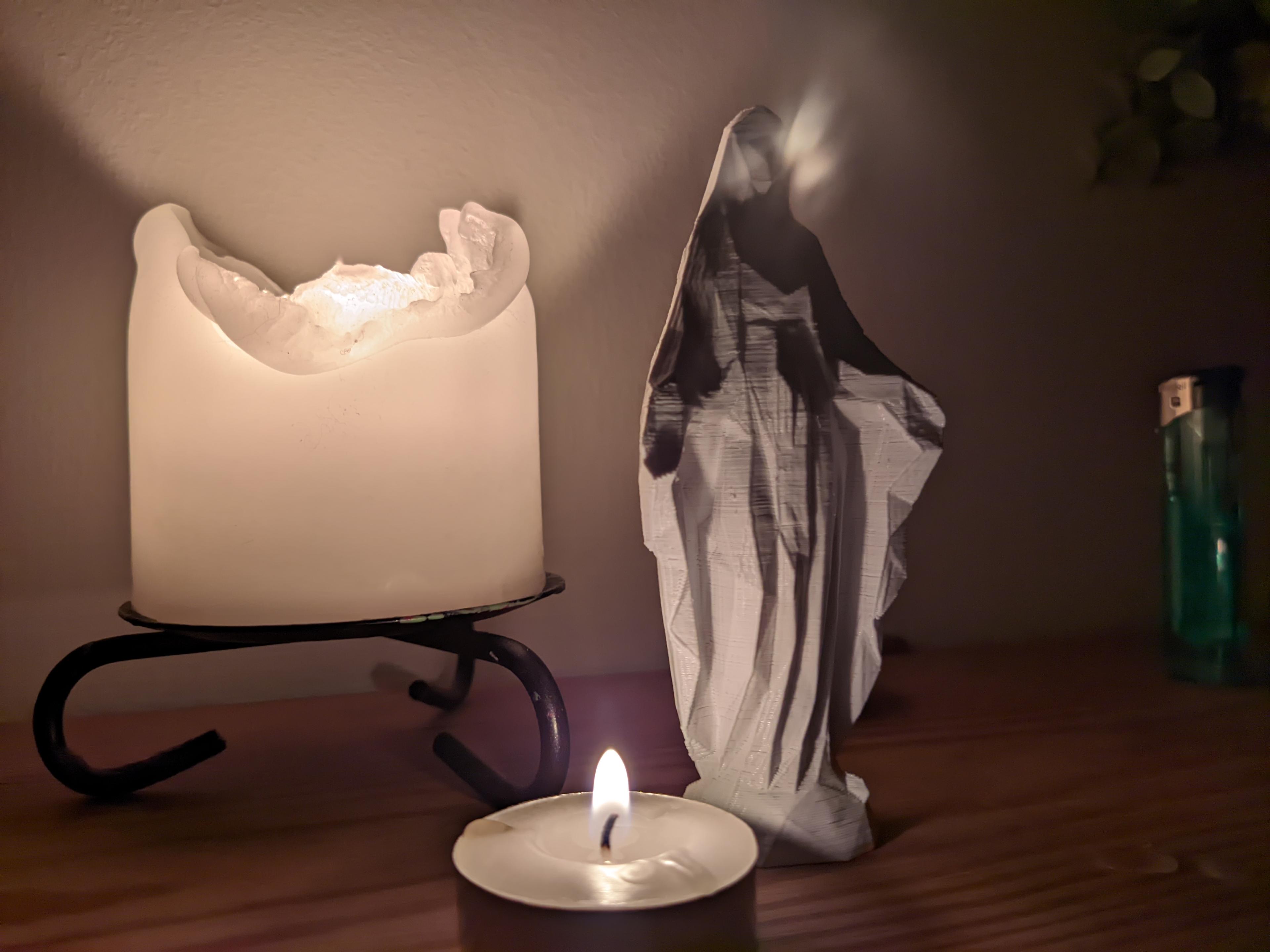 Virgin Mary Figurine [ Low-Poly ] 3d model