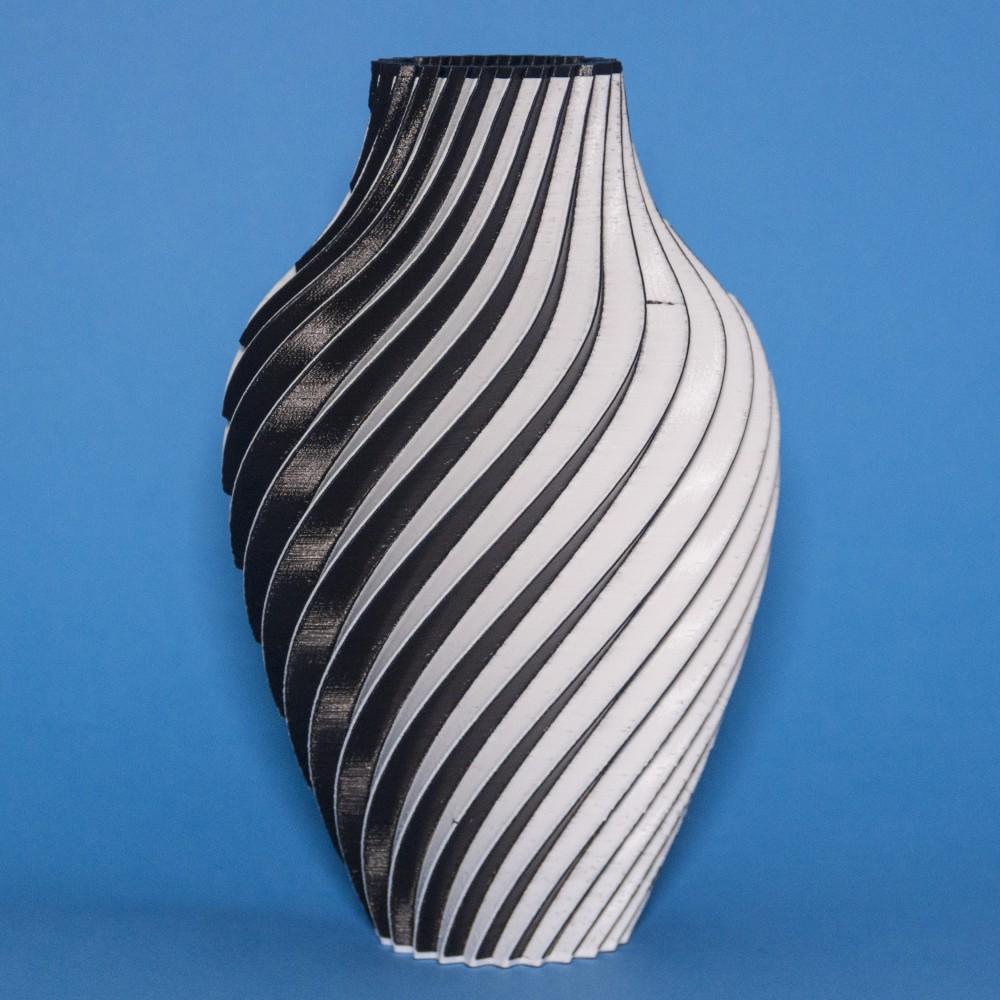 Chromatic Split Vase 3d model