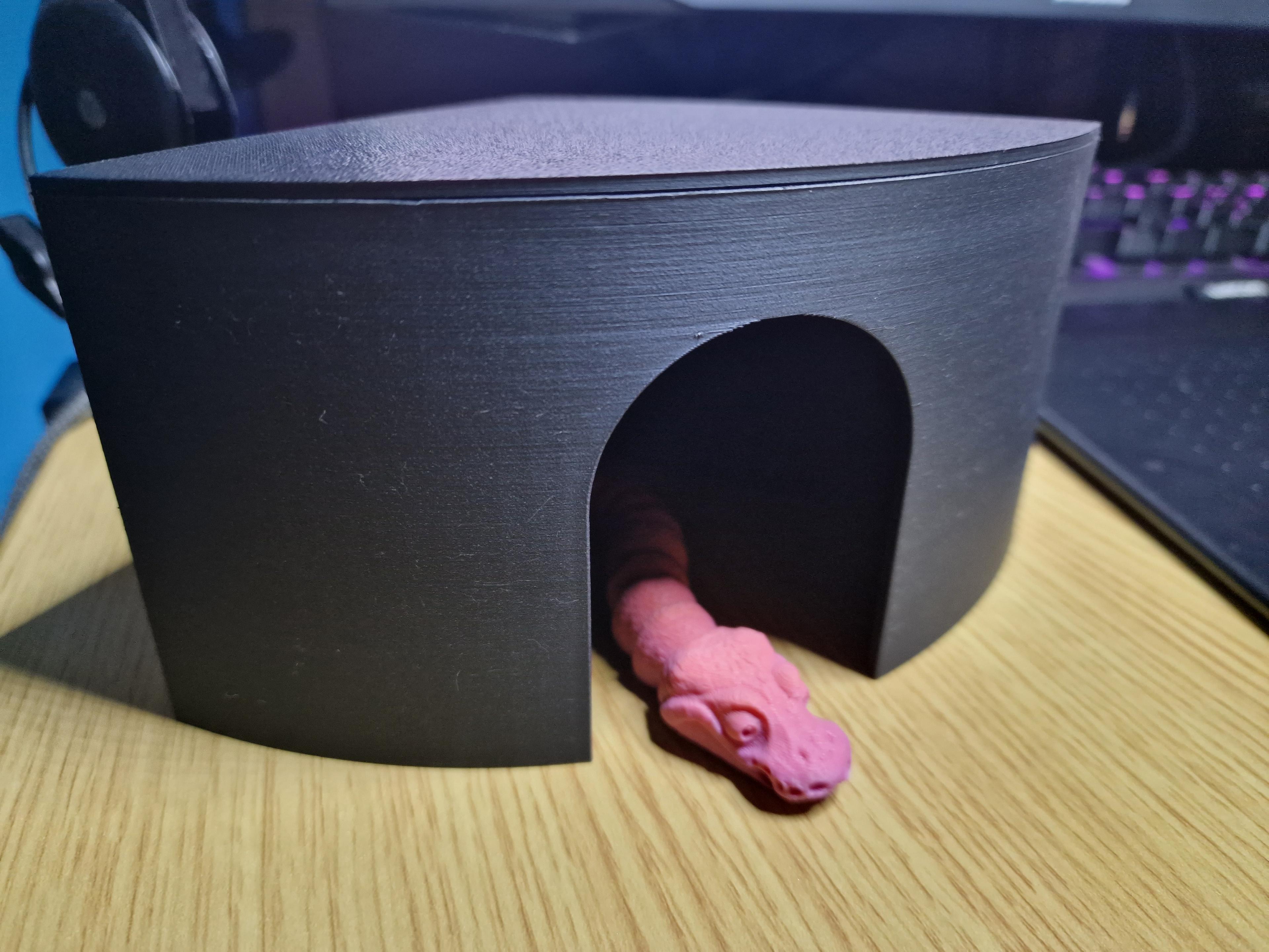 Vivarium Hide with Lid 3d model