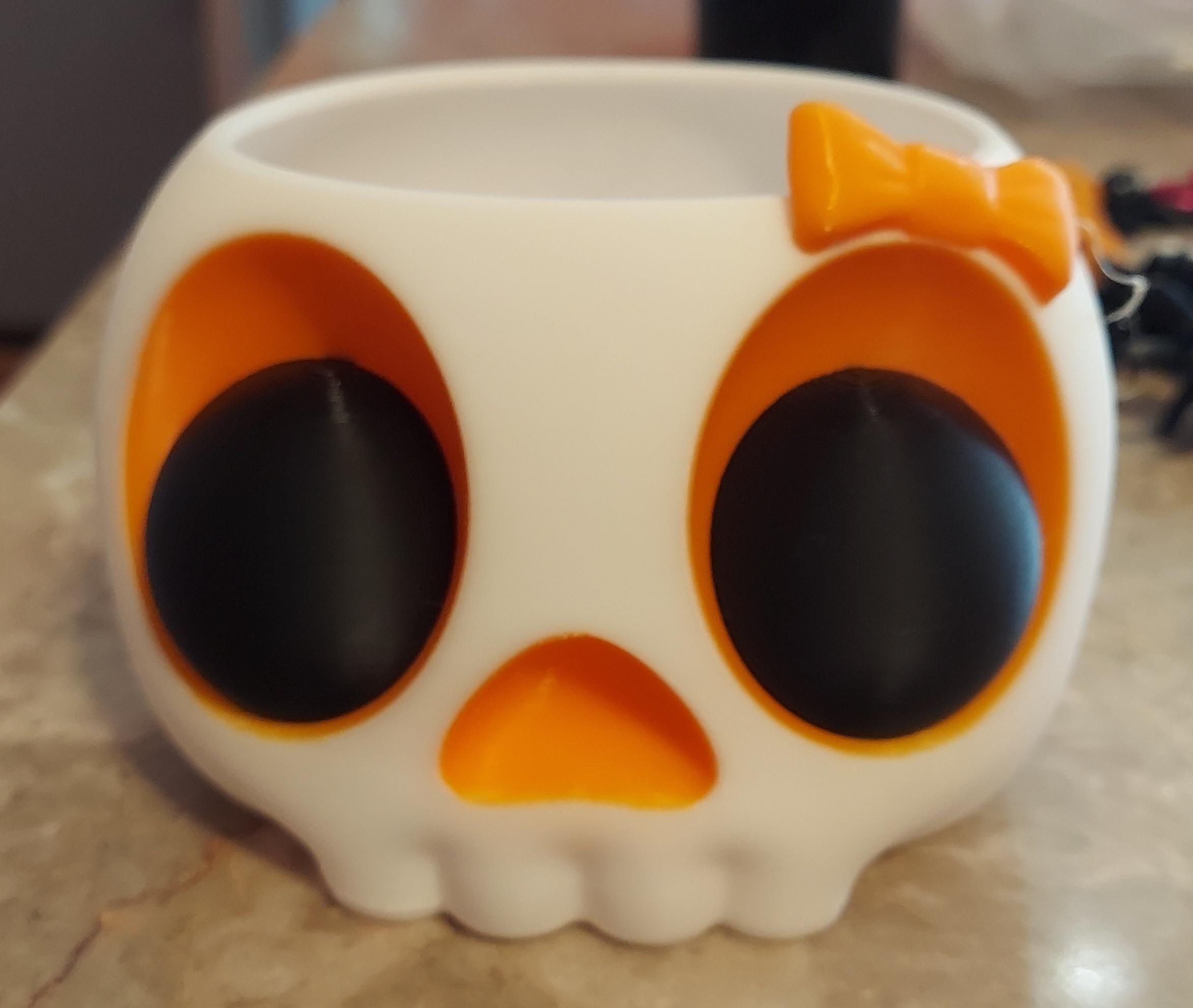 Skull Bin with Eyeballs - These are so cool - 3d model