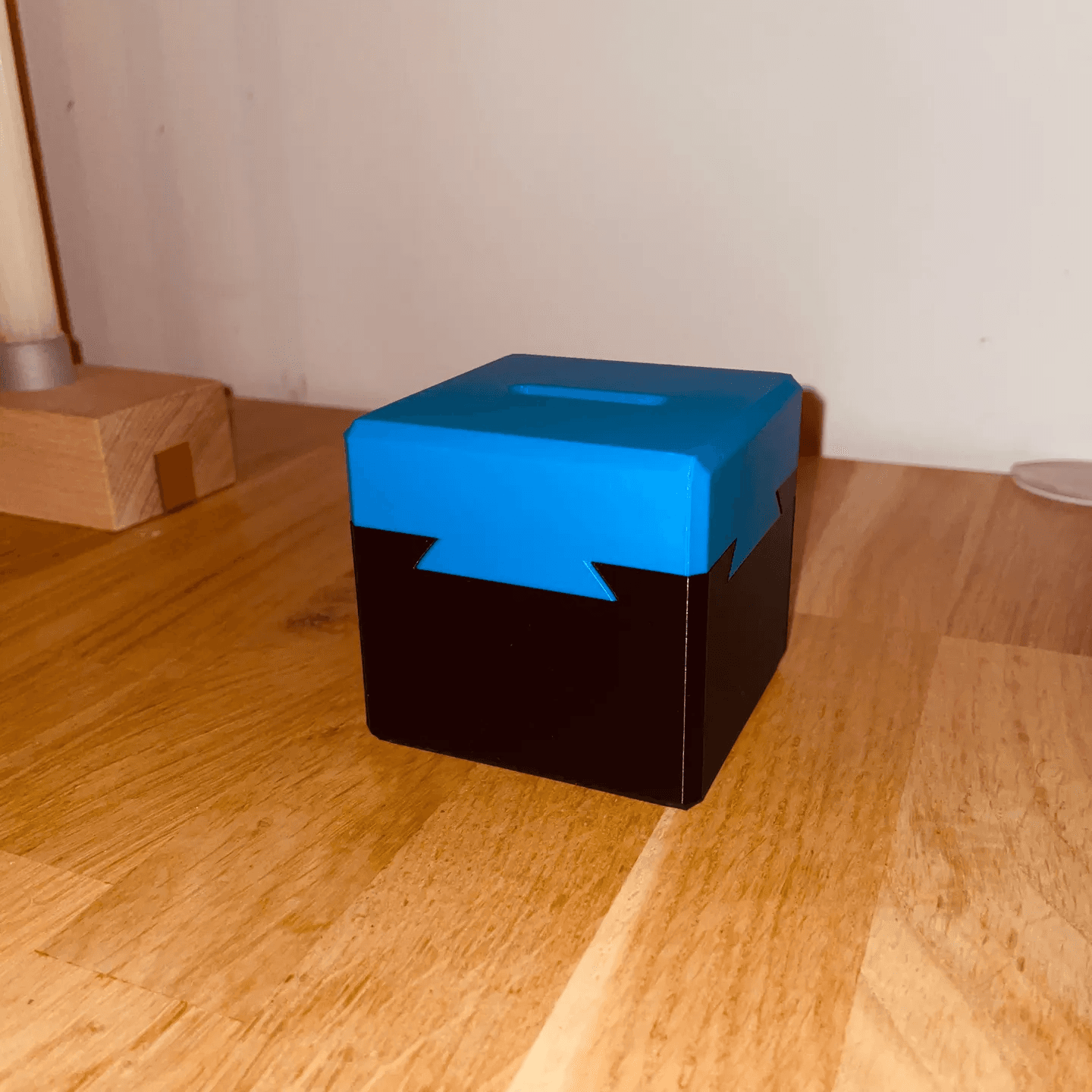 Impossible Dovetail Piggy Bank 3d model