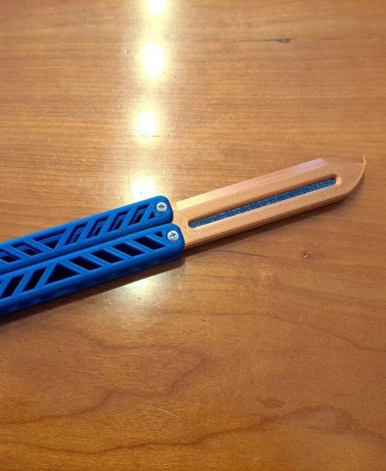 "BlueFlux" Butterfly Knife Trainer 3d model