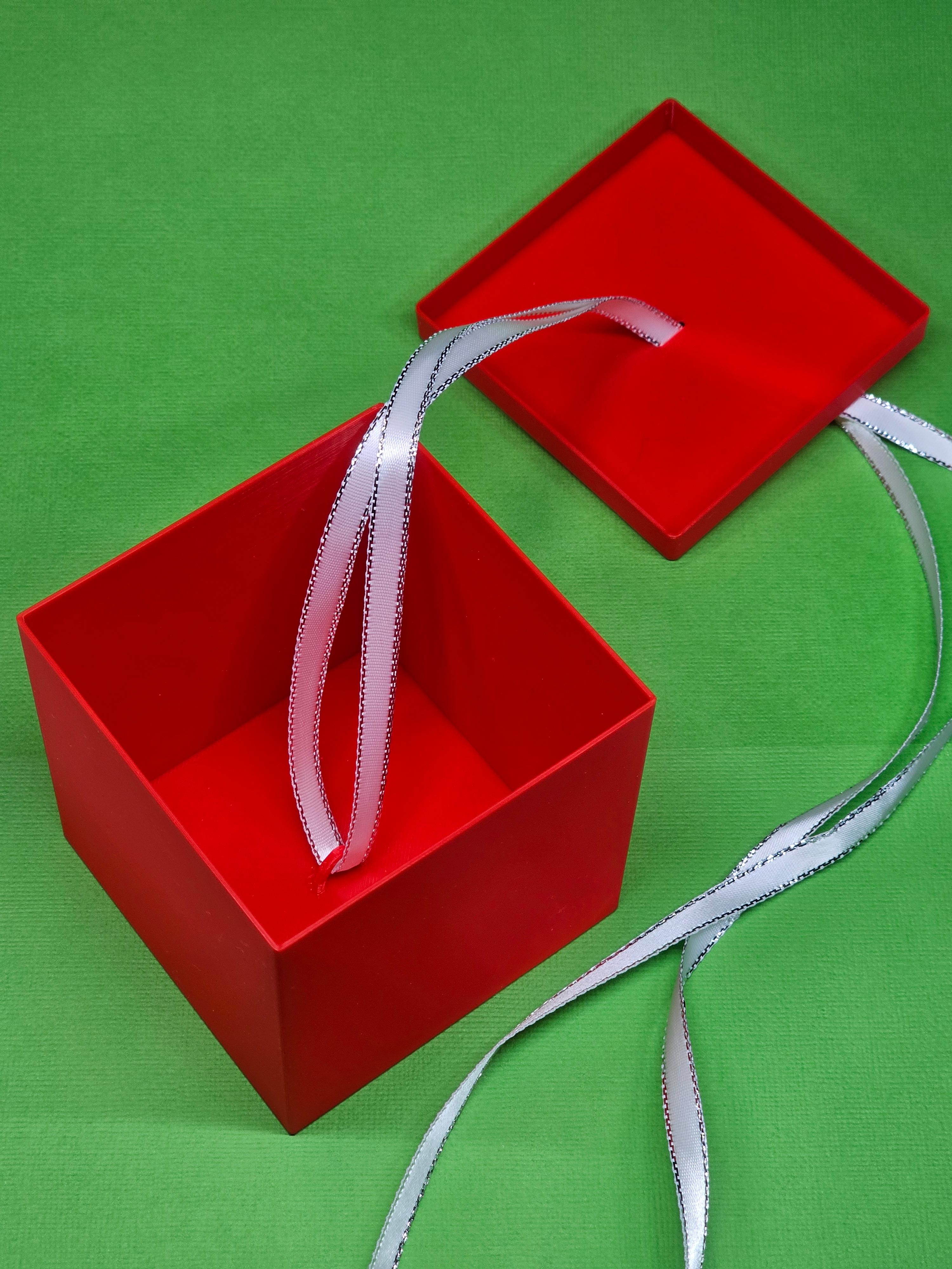 Ribbon Gift Box C Lite with ribbon loop and slot | Fits cash and various gifts | Christmas gift box 3d model