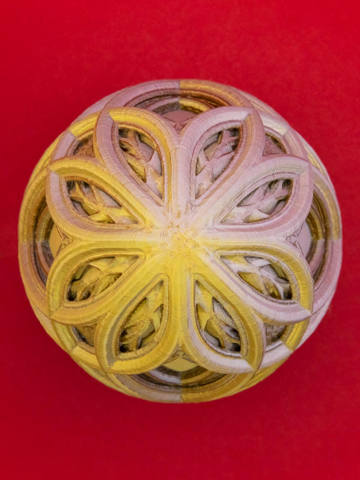 Kaleidoscope Cross Easter Egg 3d model