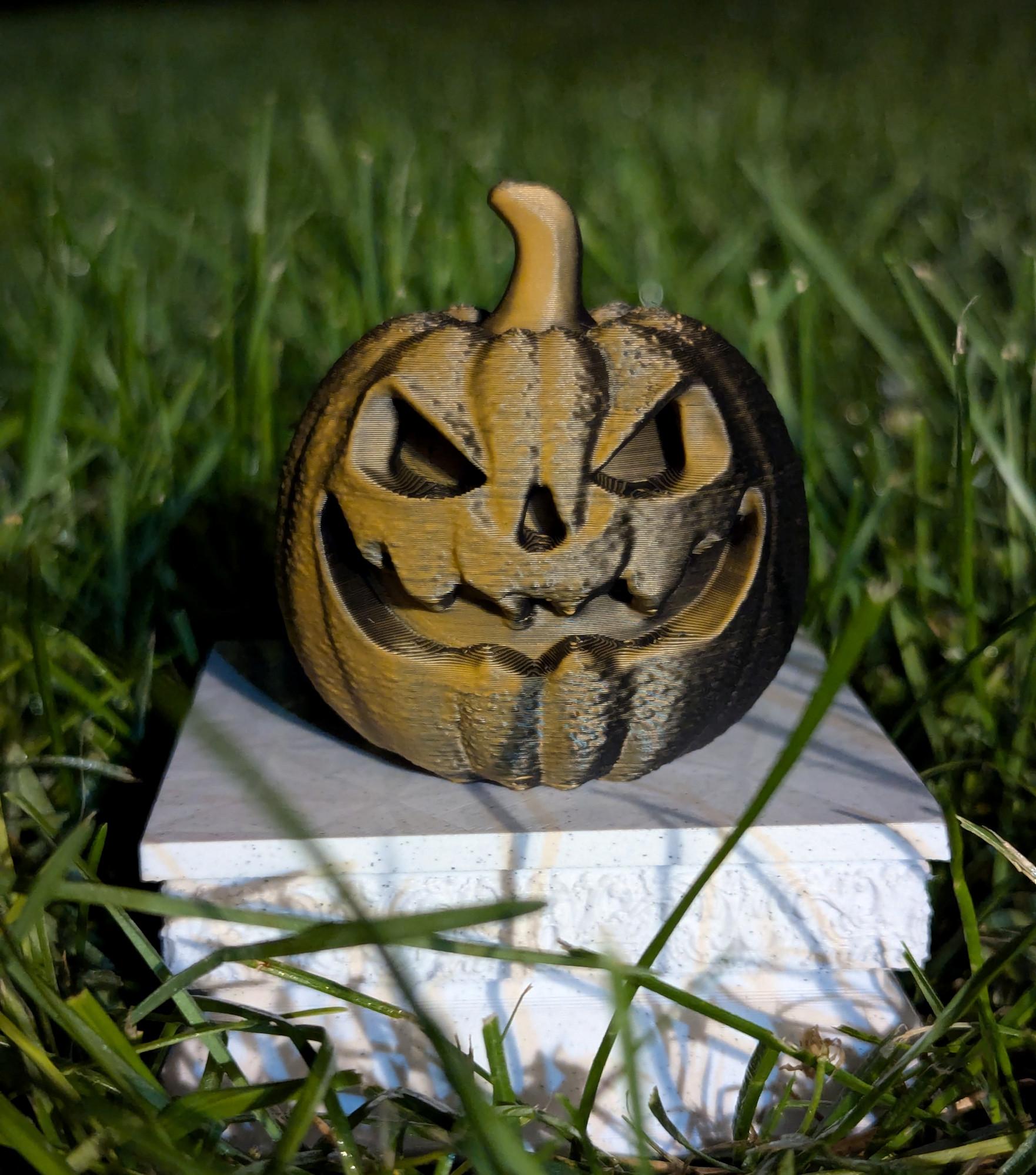 Evil Pumpkin for Halloween - Fun Halloween Pumpkin model that does not require supports to print. Great job MakerViking! - 3d model