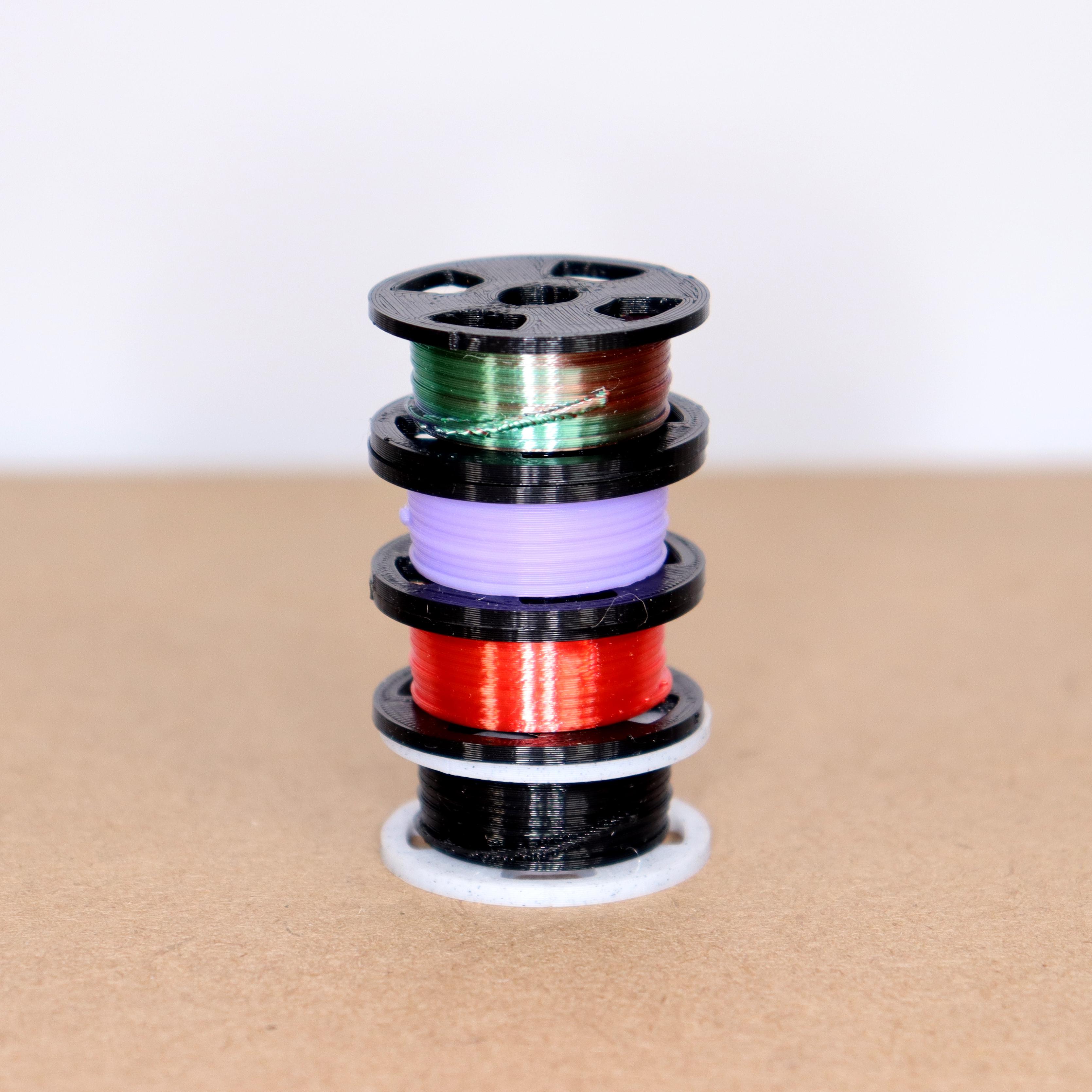 Filament spool keyring 3d model